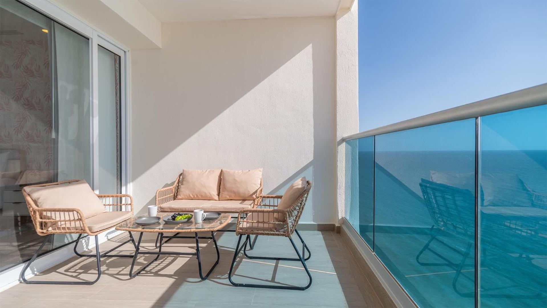 Modern 2 BR Condo at Encantame Towers Viento 2204