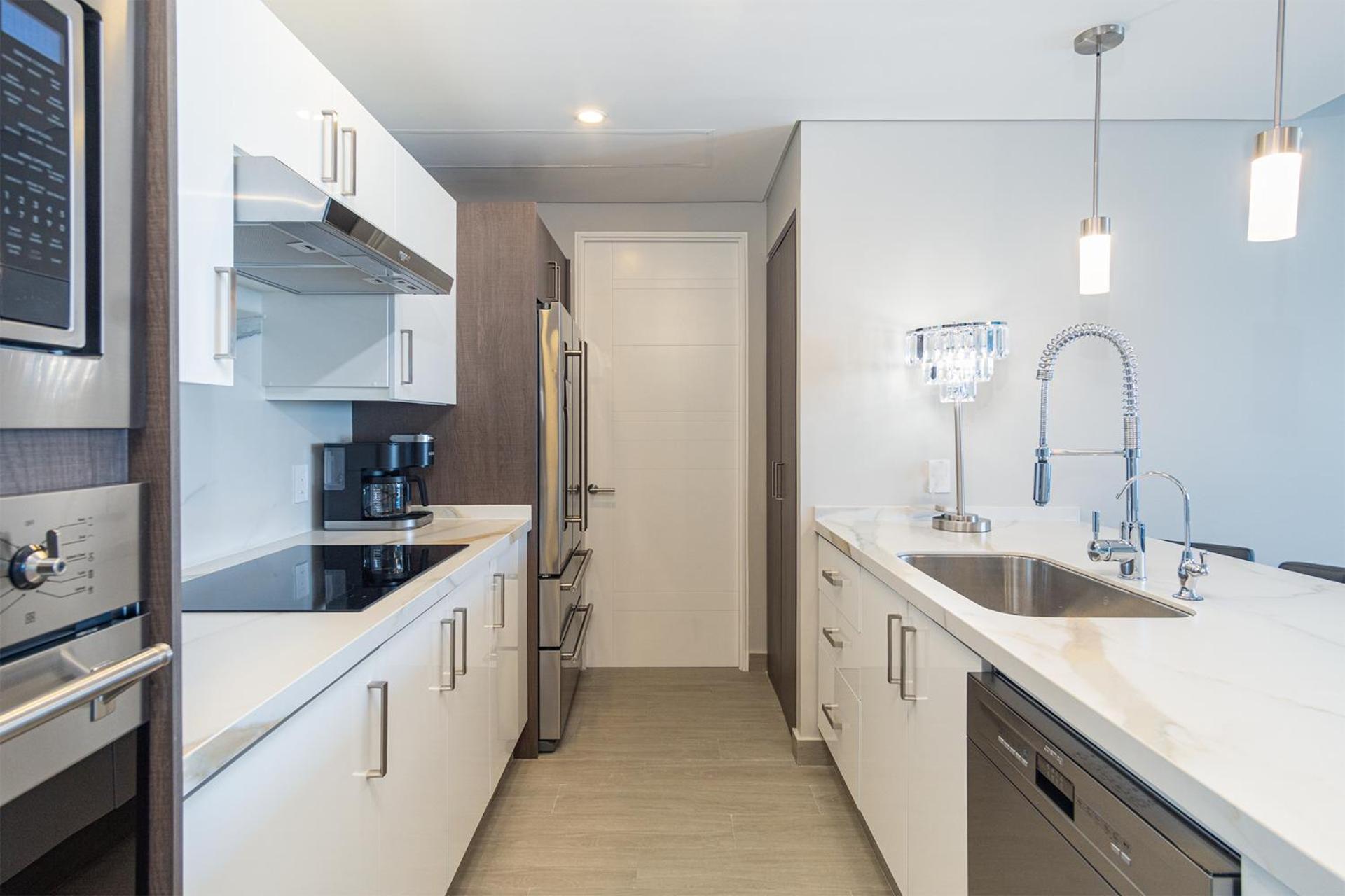 Modish 2 BR Condo at Encantame Towers Velero 2204