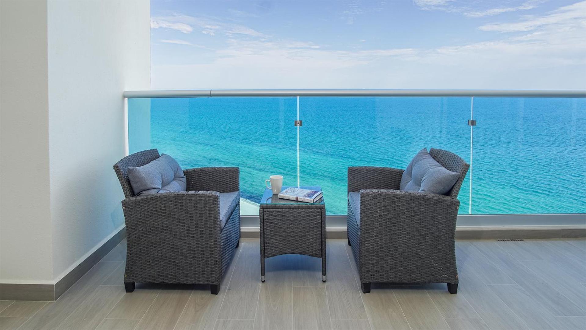 Stunning family paradise E2005 Encantame