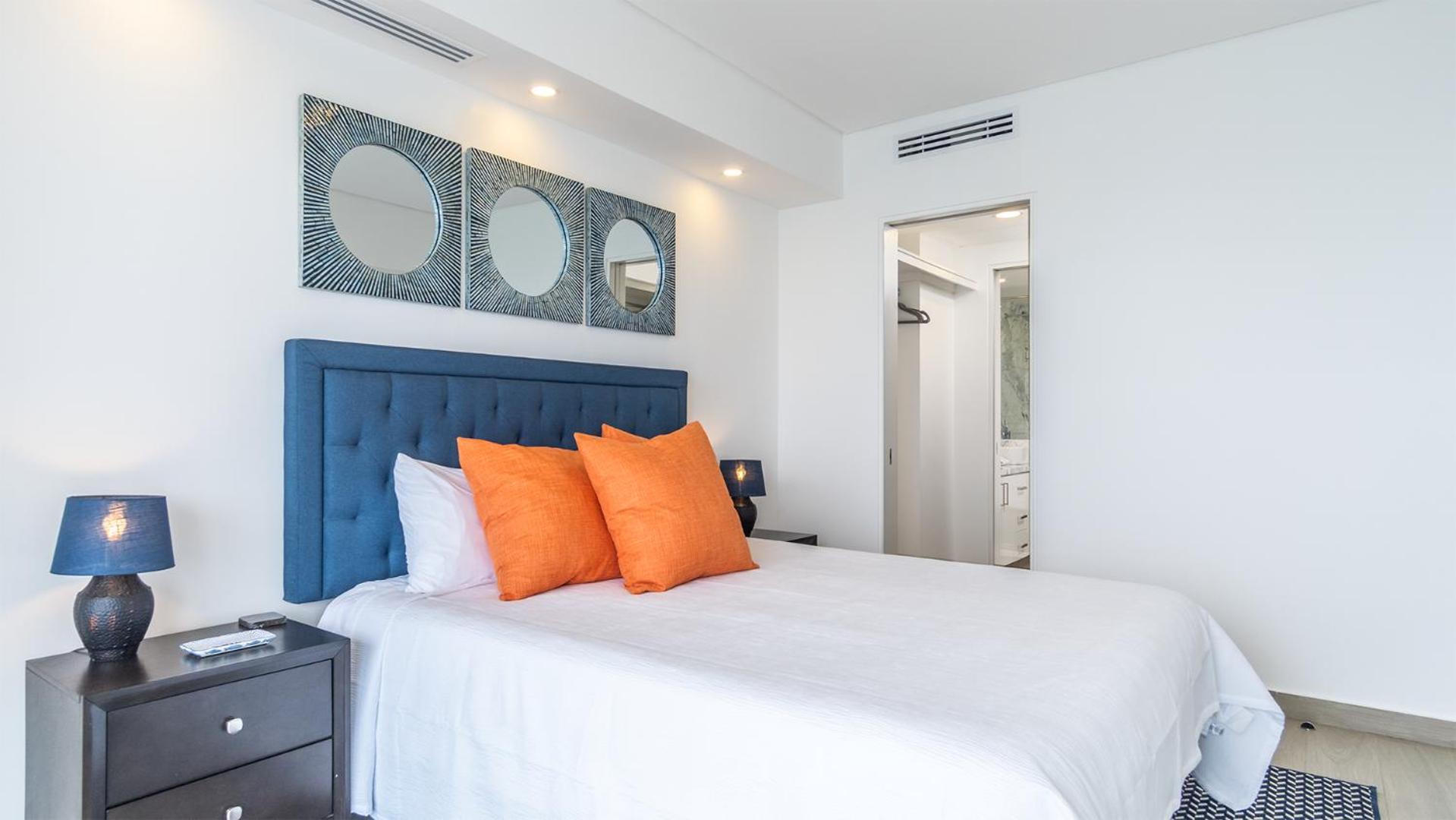 Lavish 1 bedroom Beach Front Condominium Encantame C-1403