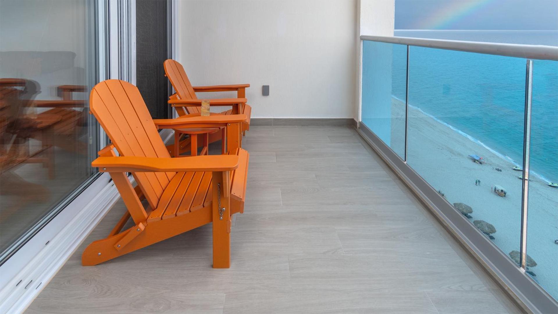 Lavish 1 bedroom Beach Front Condominium Encantame C-1403