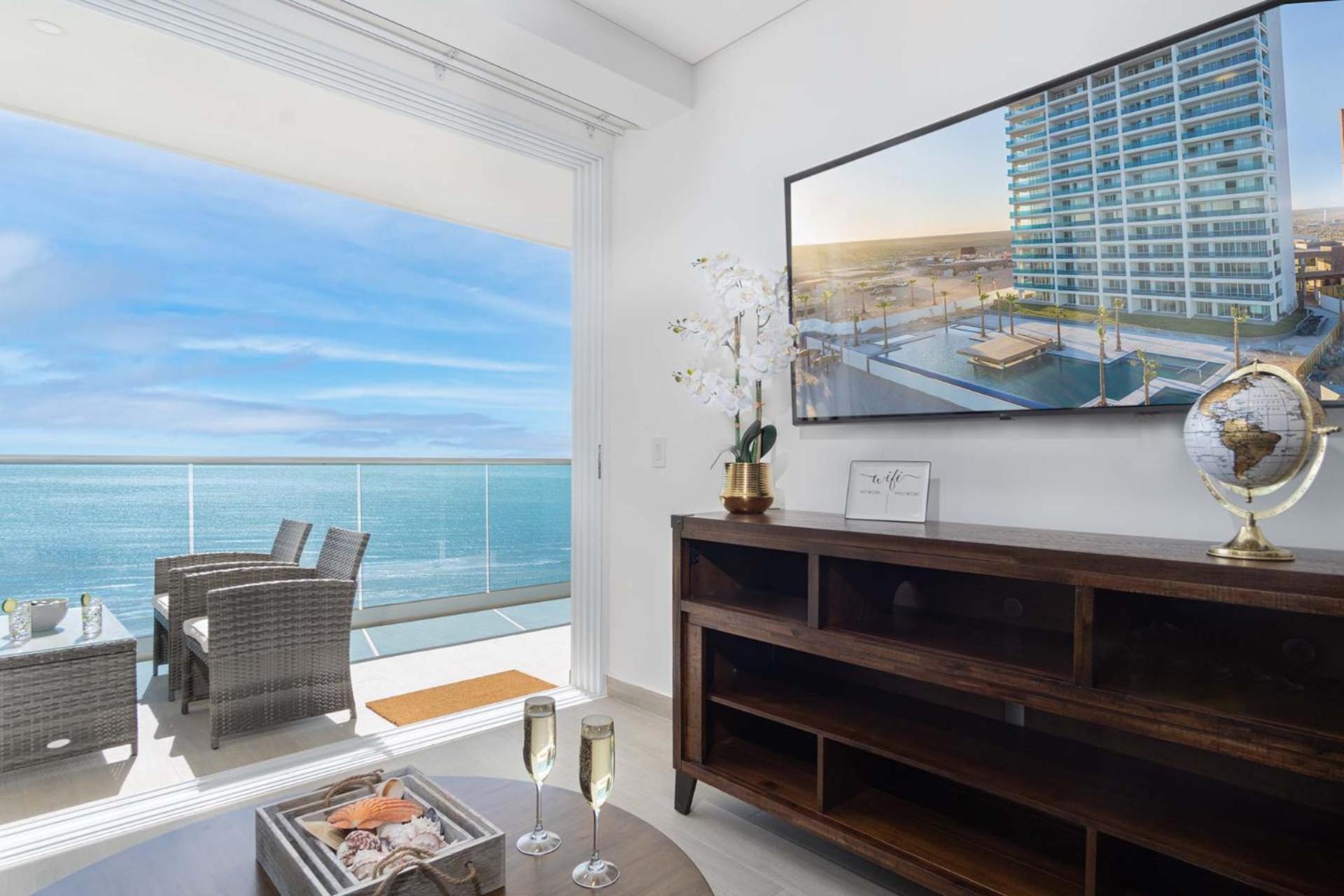 Splash in The New Lazy River/Stay in Modern Luxury Encantame C-603