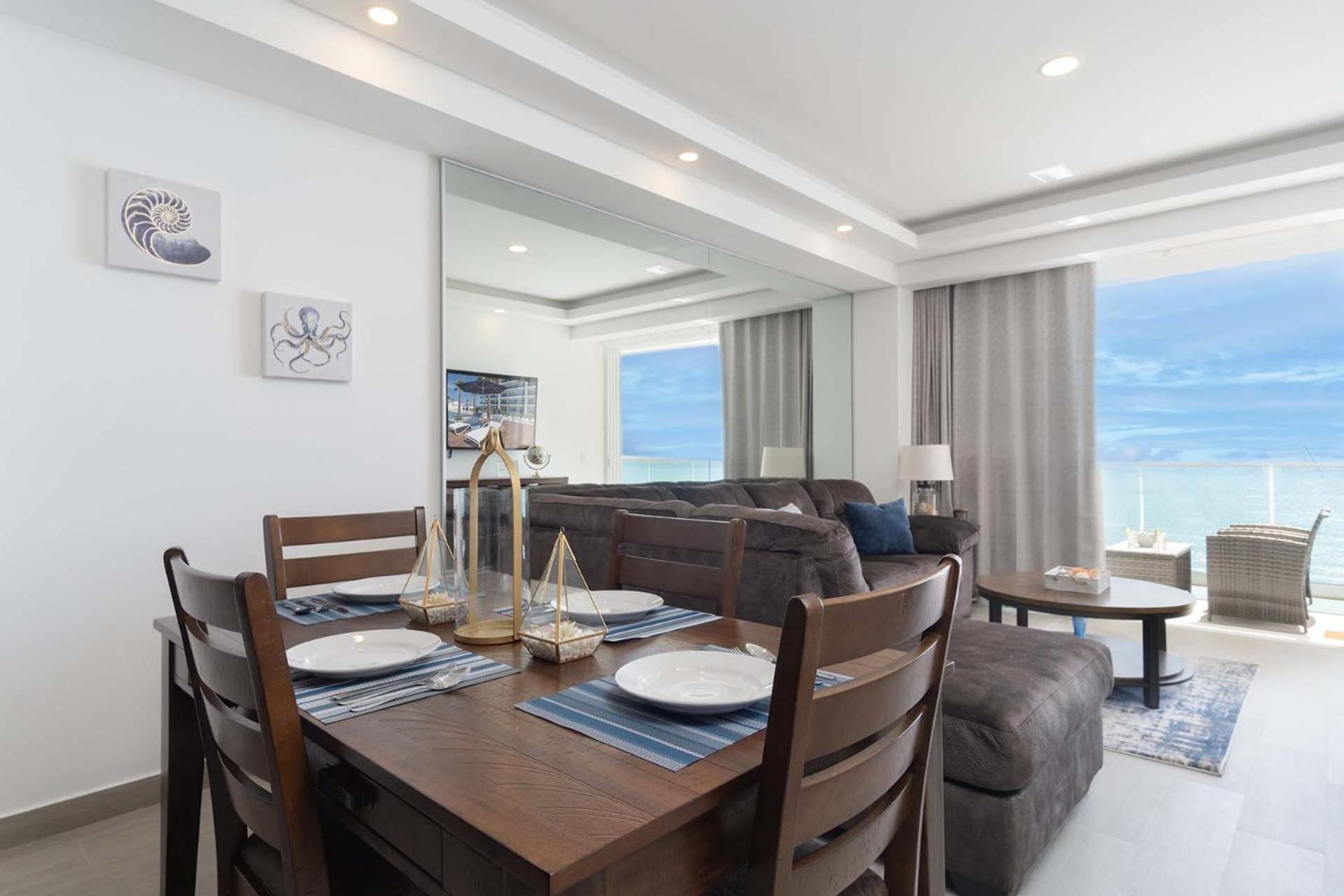 Splash in The New Lazy River/Stay in Modern Luxury Encantame C-603