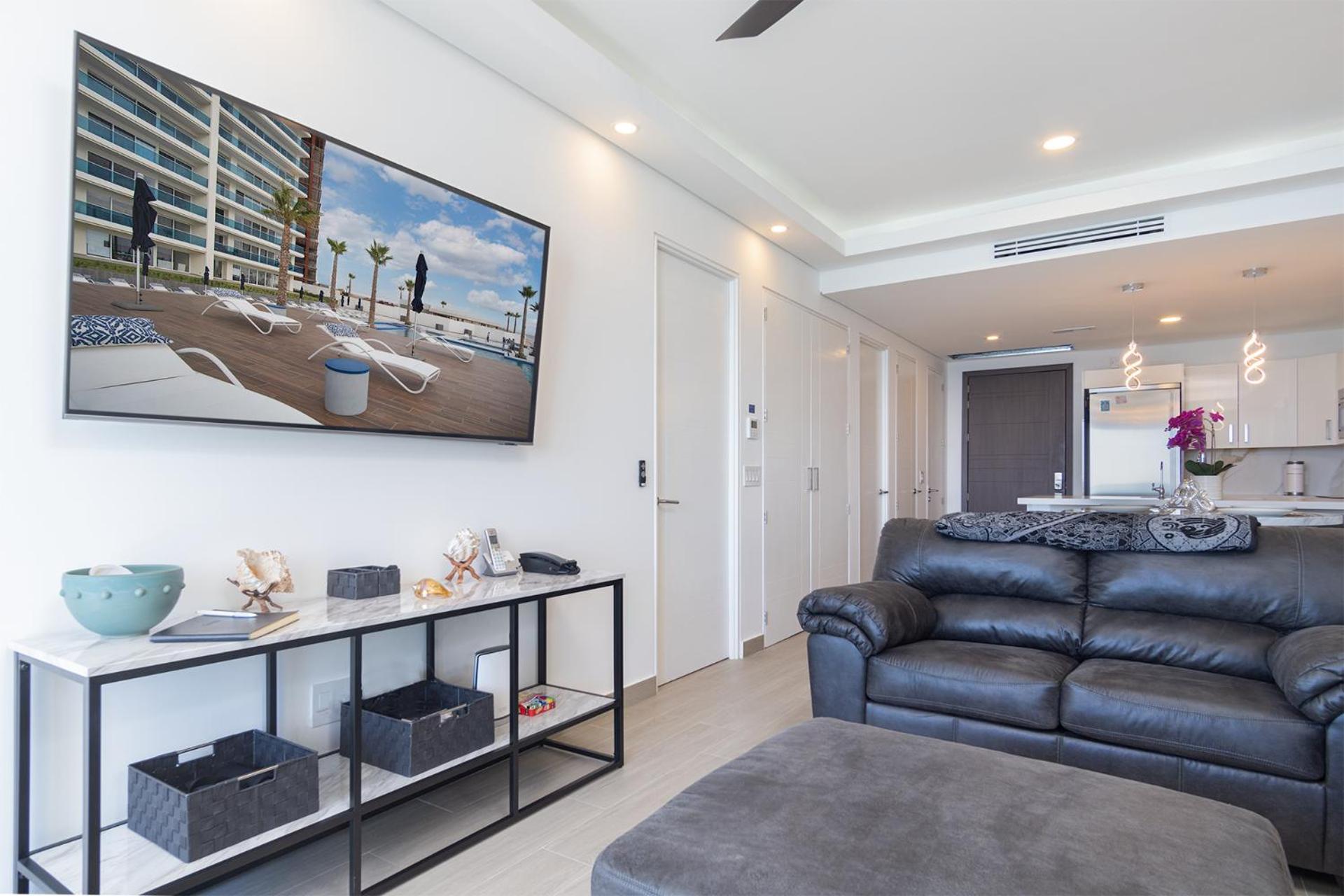 Lavish 1 bedroom Beach Front Condominium Encantame C-1603