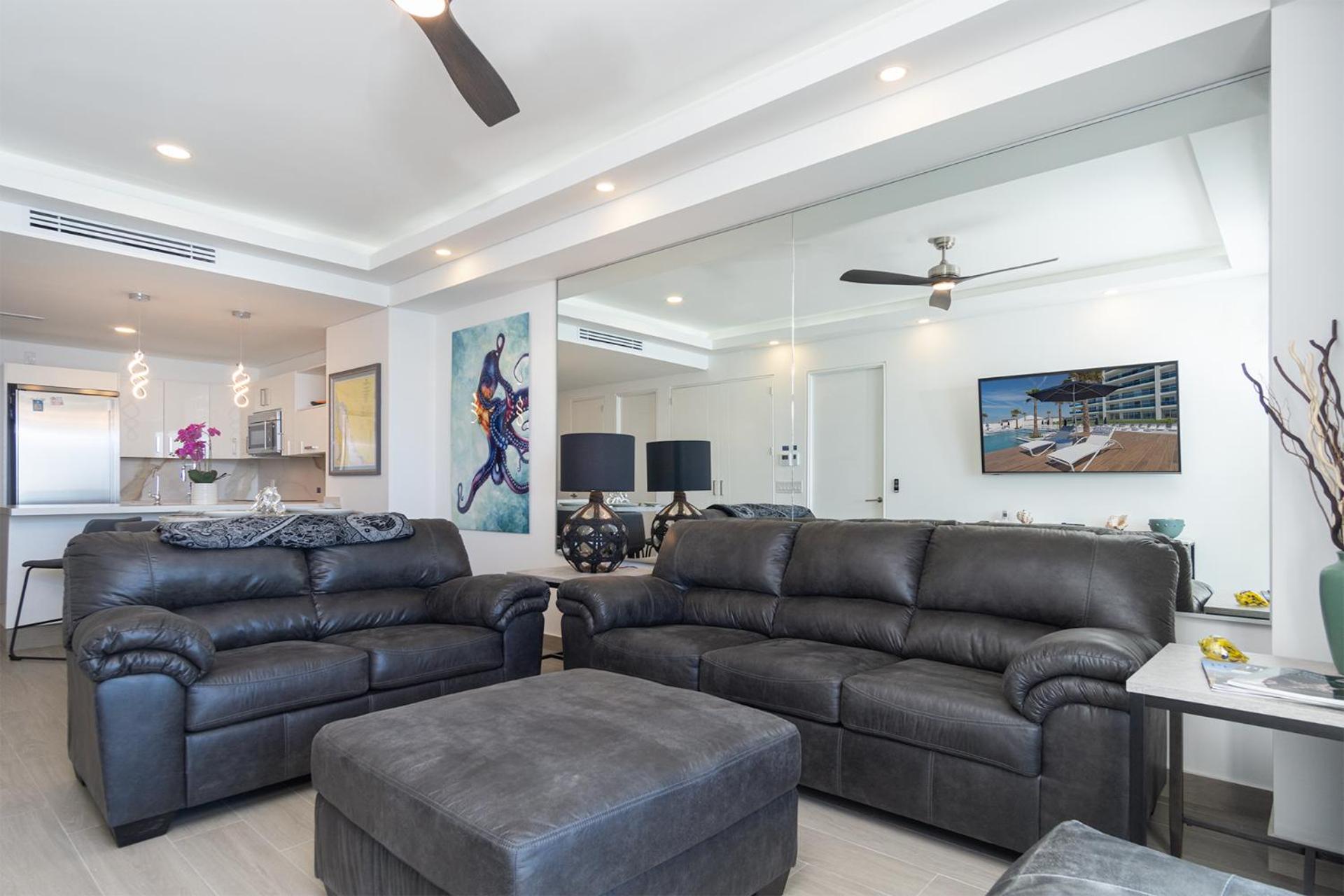 Lavish 1 bedroom Beach Front Condominium Encantame C-1603