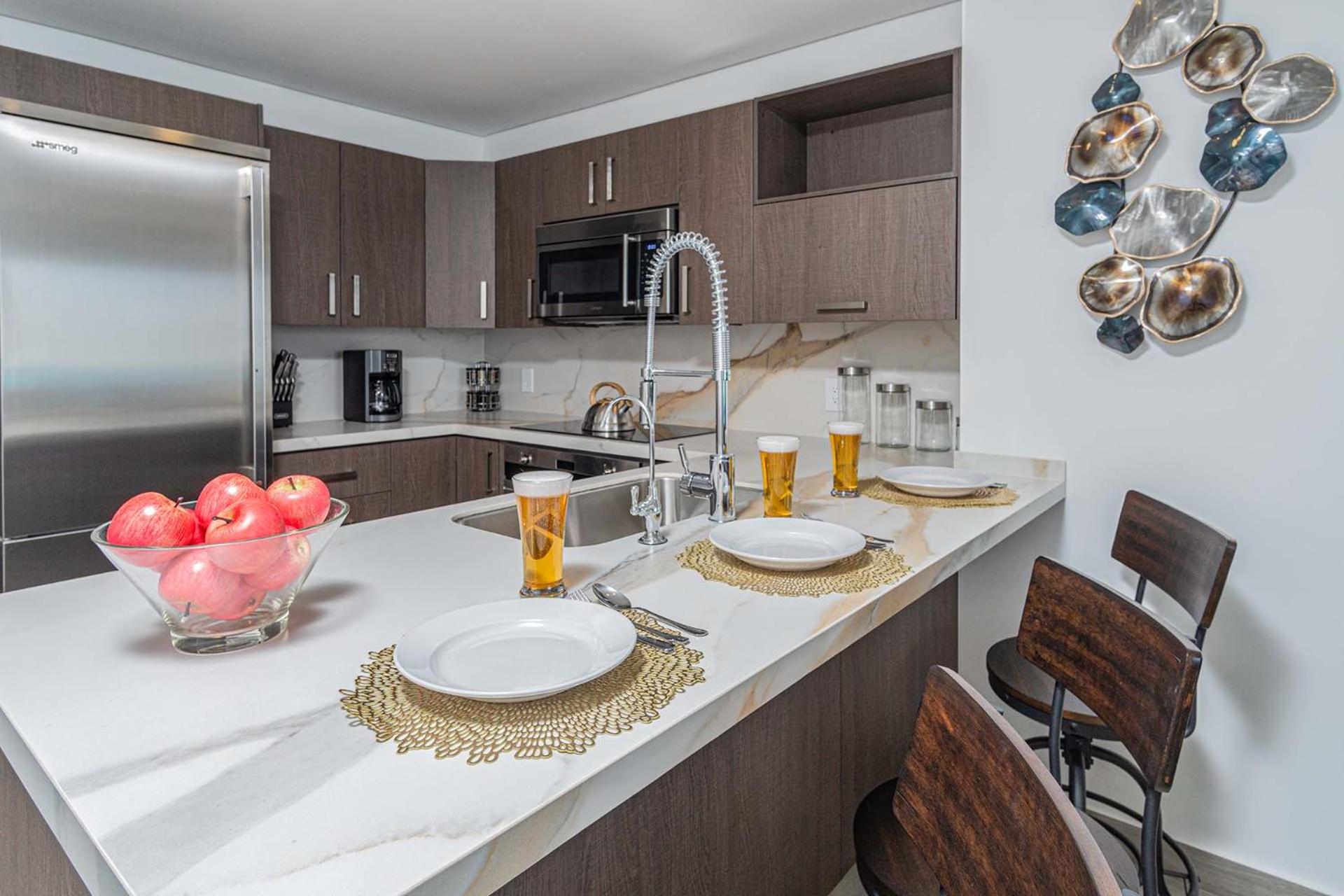 Splash in The New Lazy River/Stay in Modern Luxury Encantame C-603