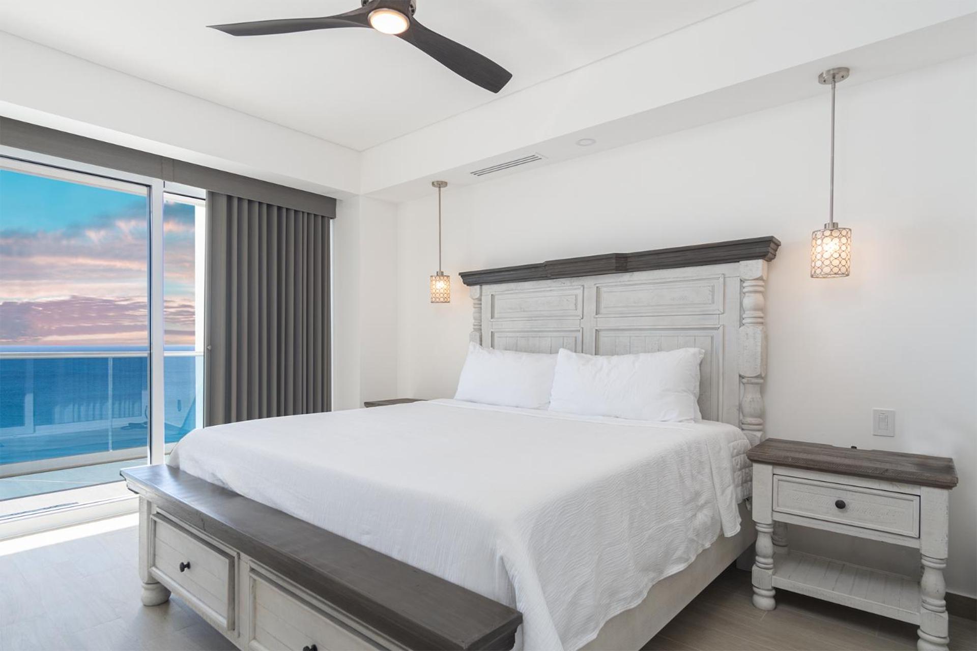 Lavish 1 bedroom Beach Front Condominium Encantame C-1603