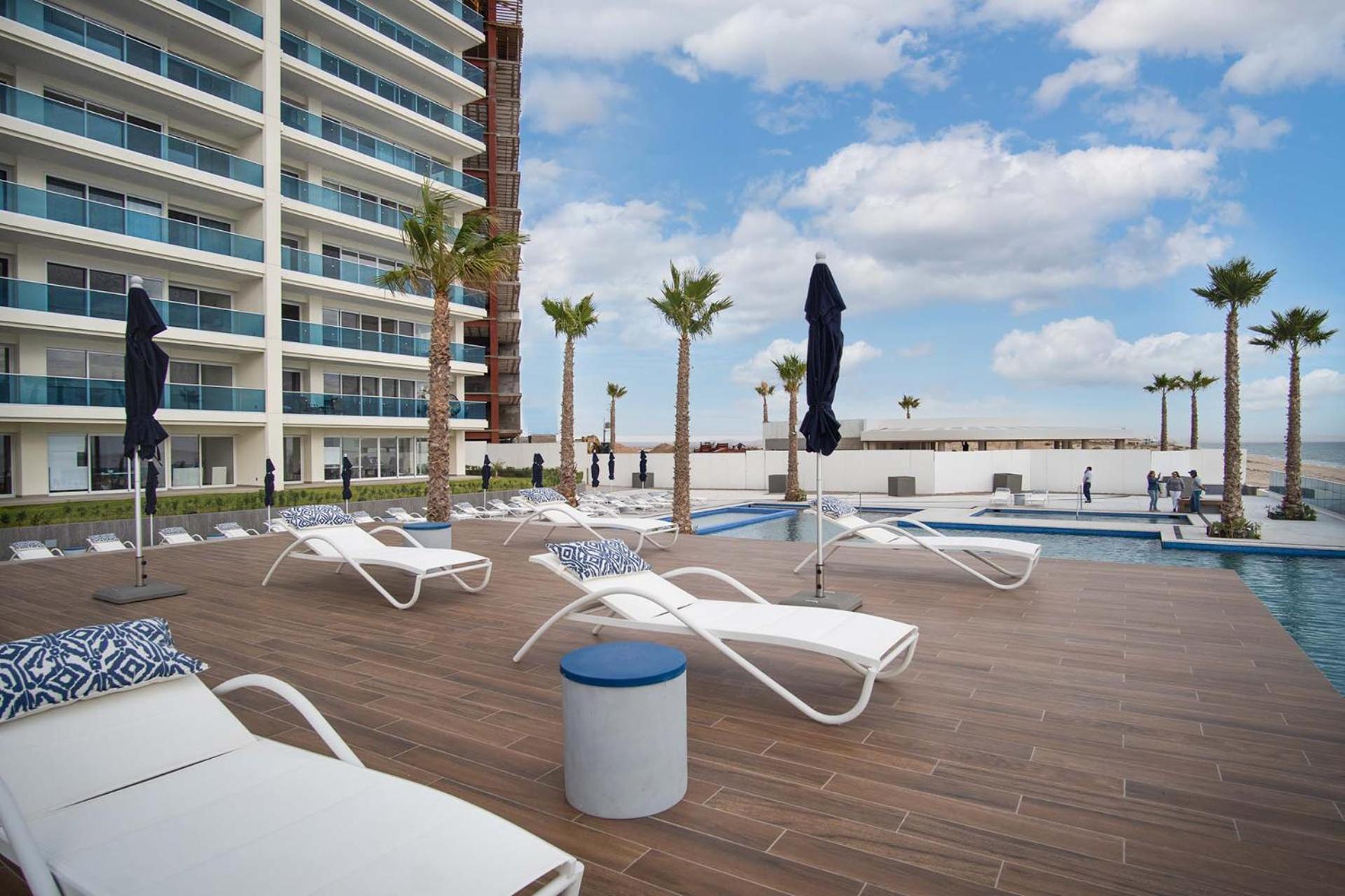 Lavish 1 bedroom Beach Front Condominium Encantame C-1603