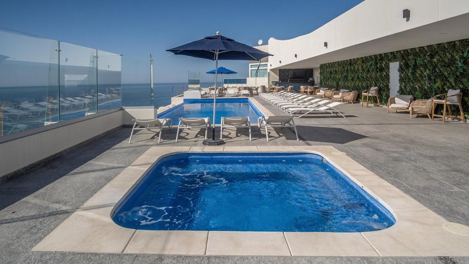 Lavish 1 bedroom Beach Front Condominium Encantame C-1603