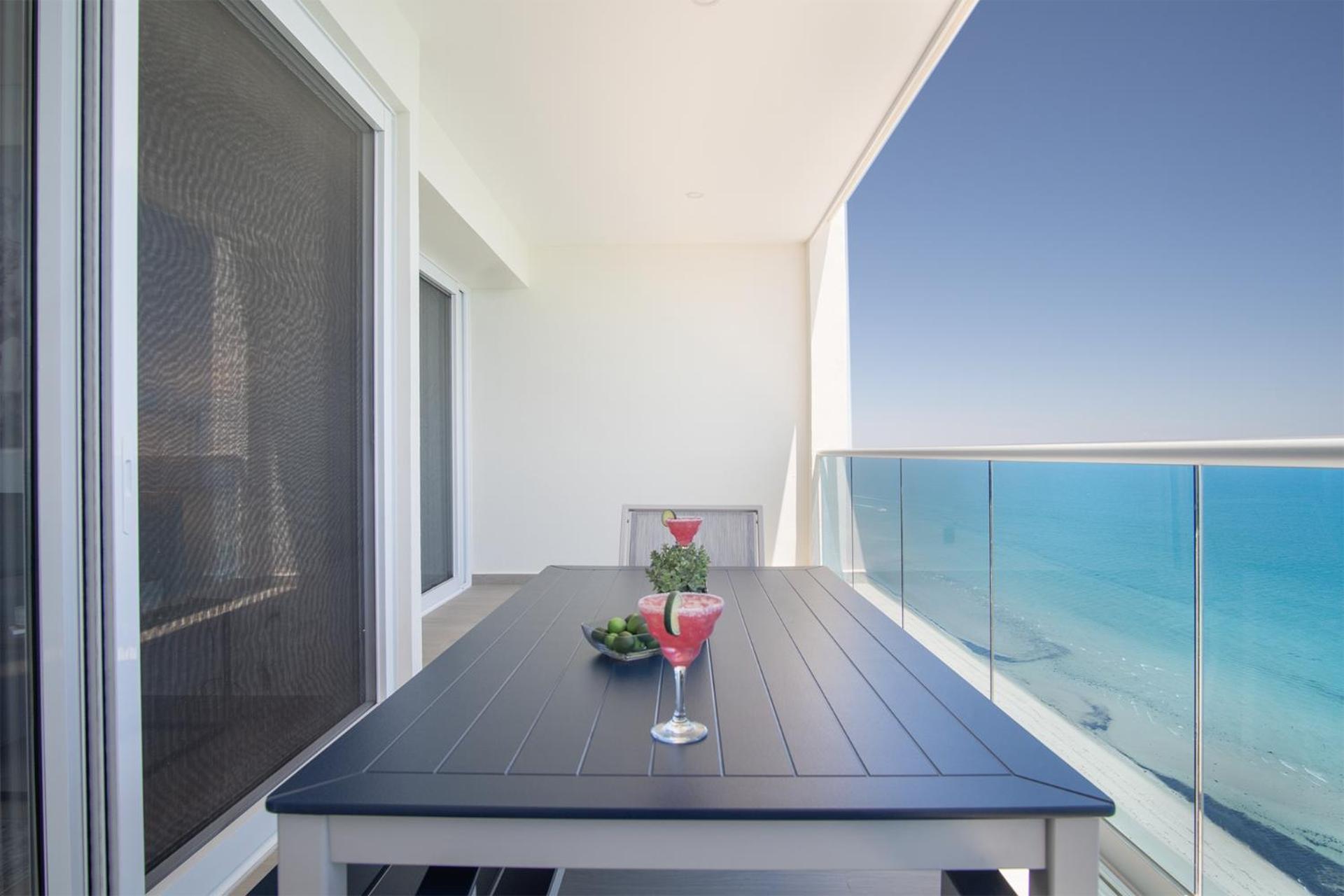 Splash in The New Lazy River and Sleep In Luxury Encantame Towers Velero 2104