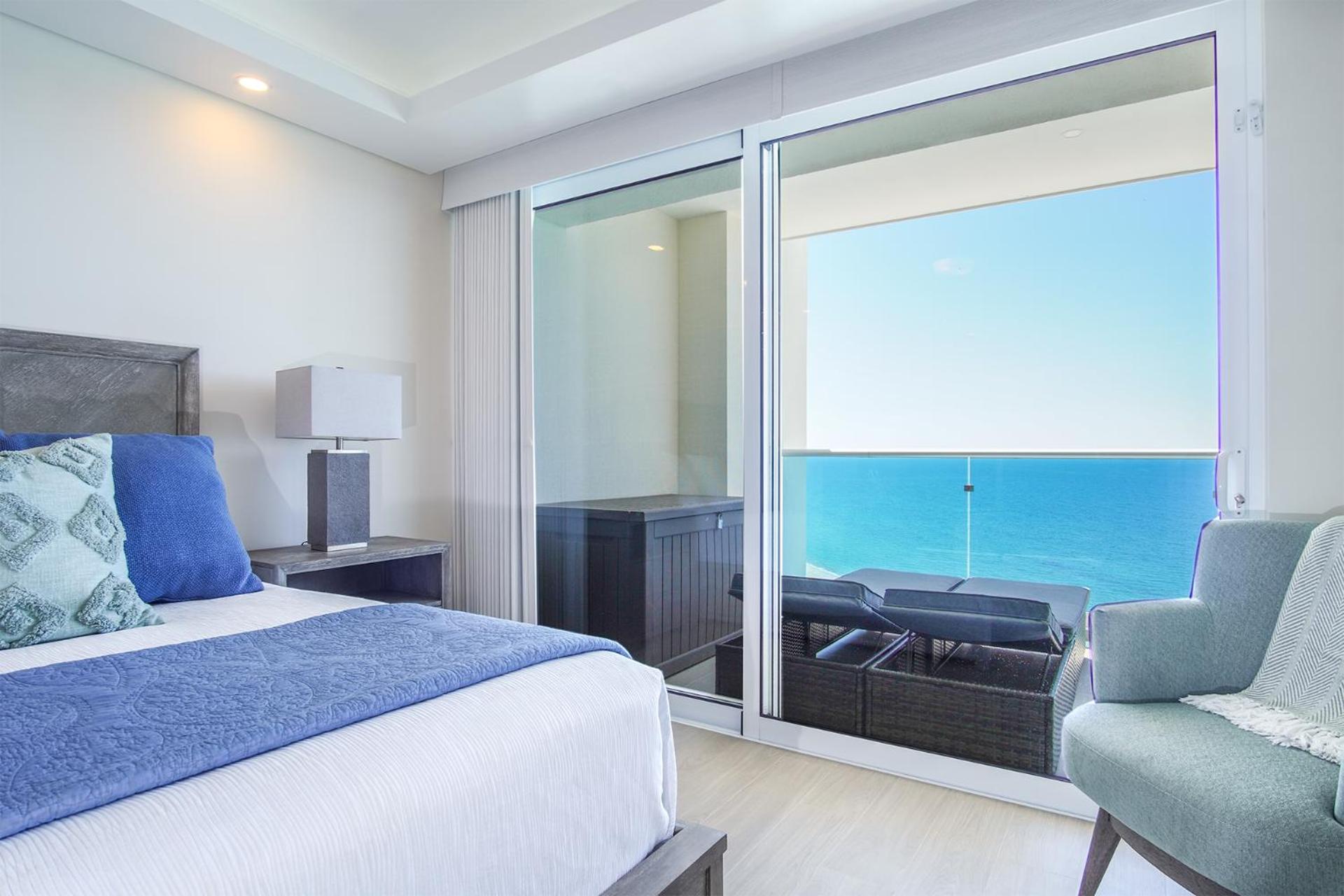 Luxury modern condo at Encantame Towers E1405