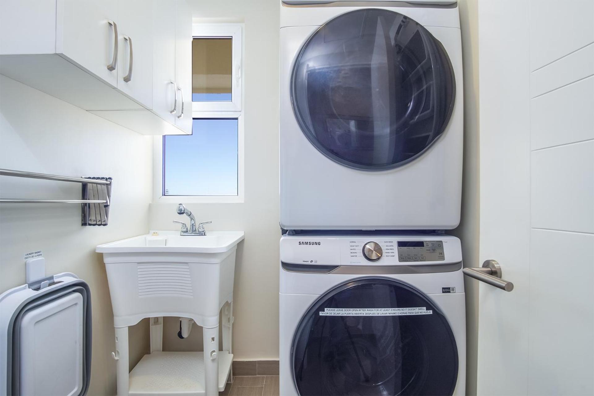 Luxury modern condo at Encantame Towers E1405