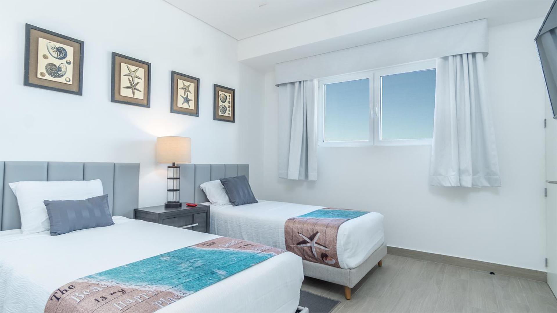 Impressive & beautiful 3 bedroom unit Ocean Front Encantame Velero-2301