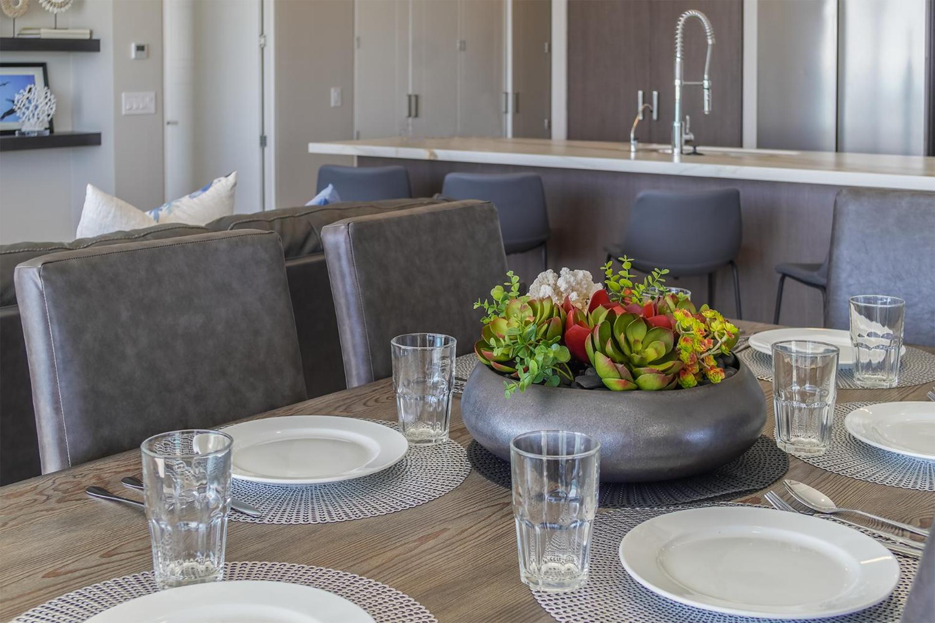 Awesome 3 bedroom condo Encantame Tower E 201