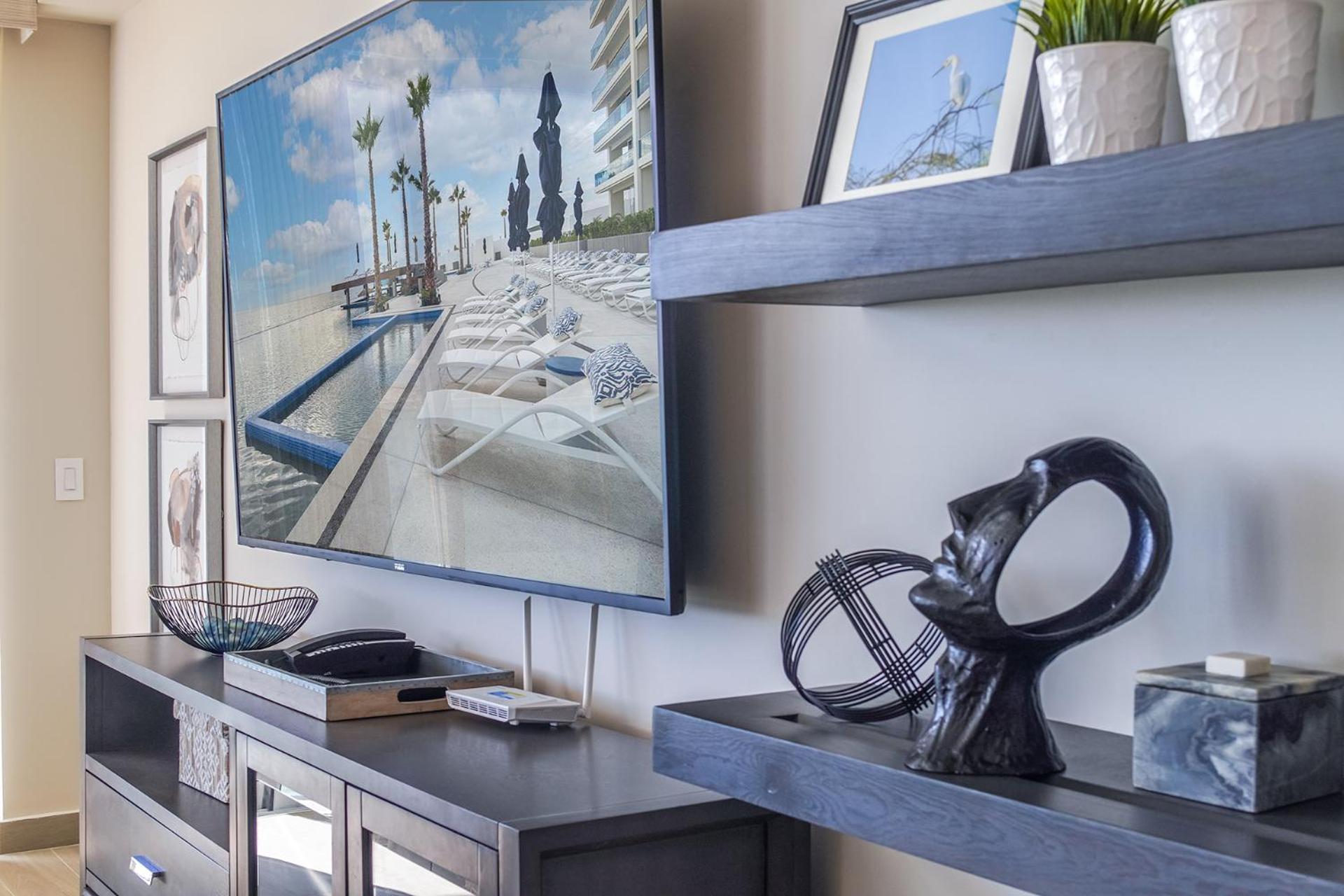 Awesome 3 bedroom condo Encantame Tower E 201