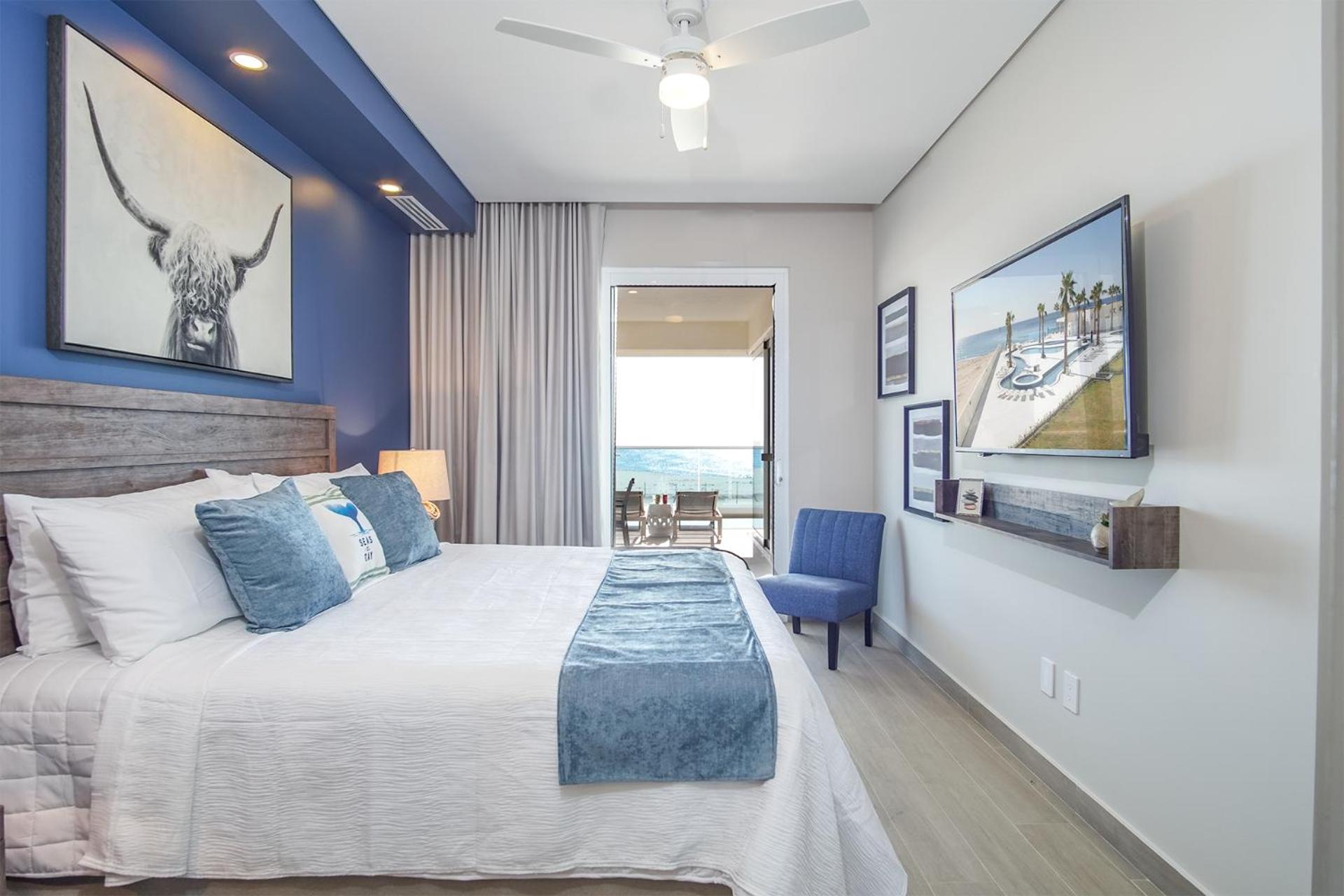 Awesome 3 bedroom condo Encantame Tower E 201