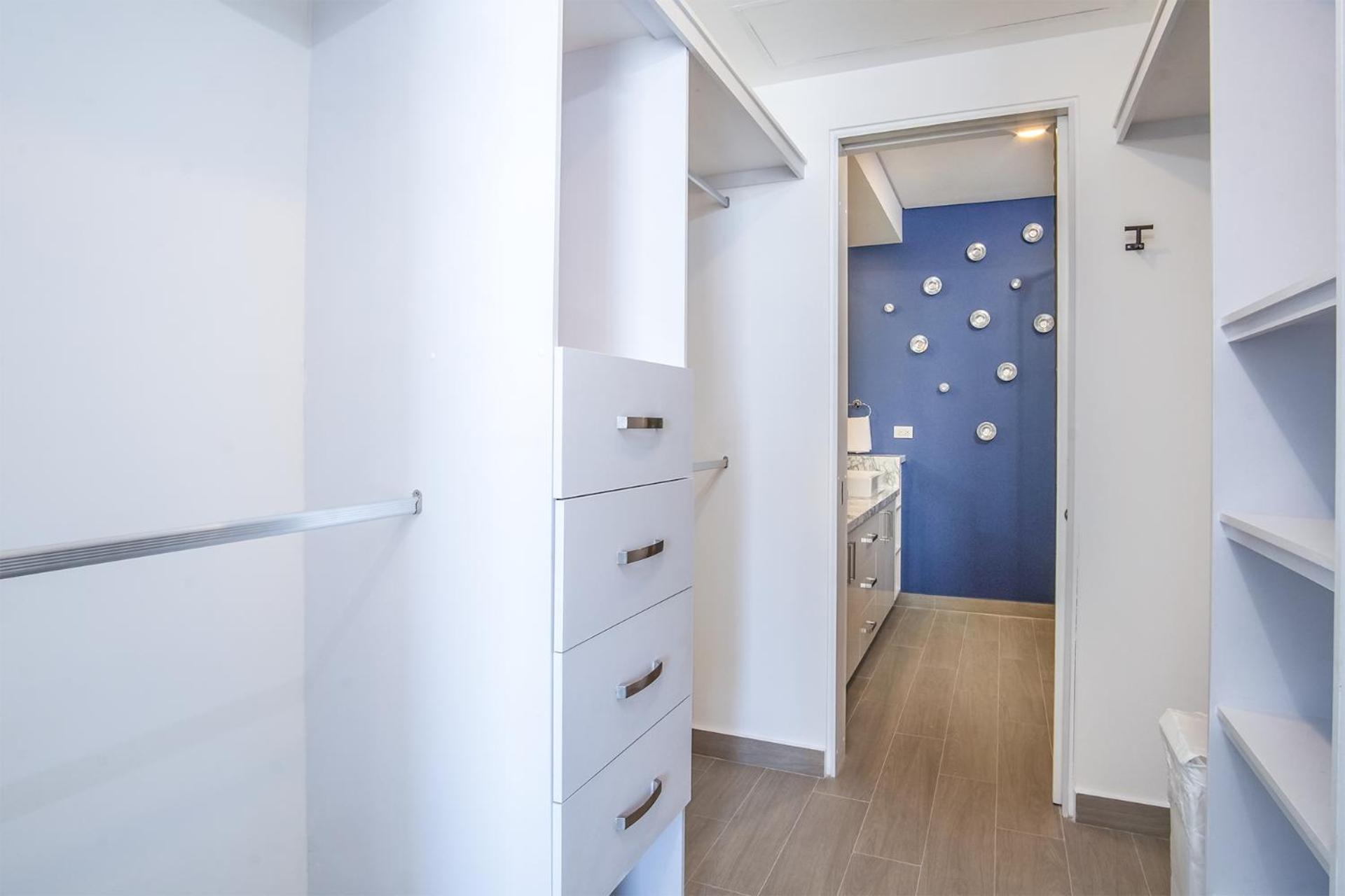 Awesome 3 bedroom condo Encantame Tower E 201