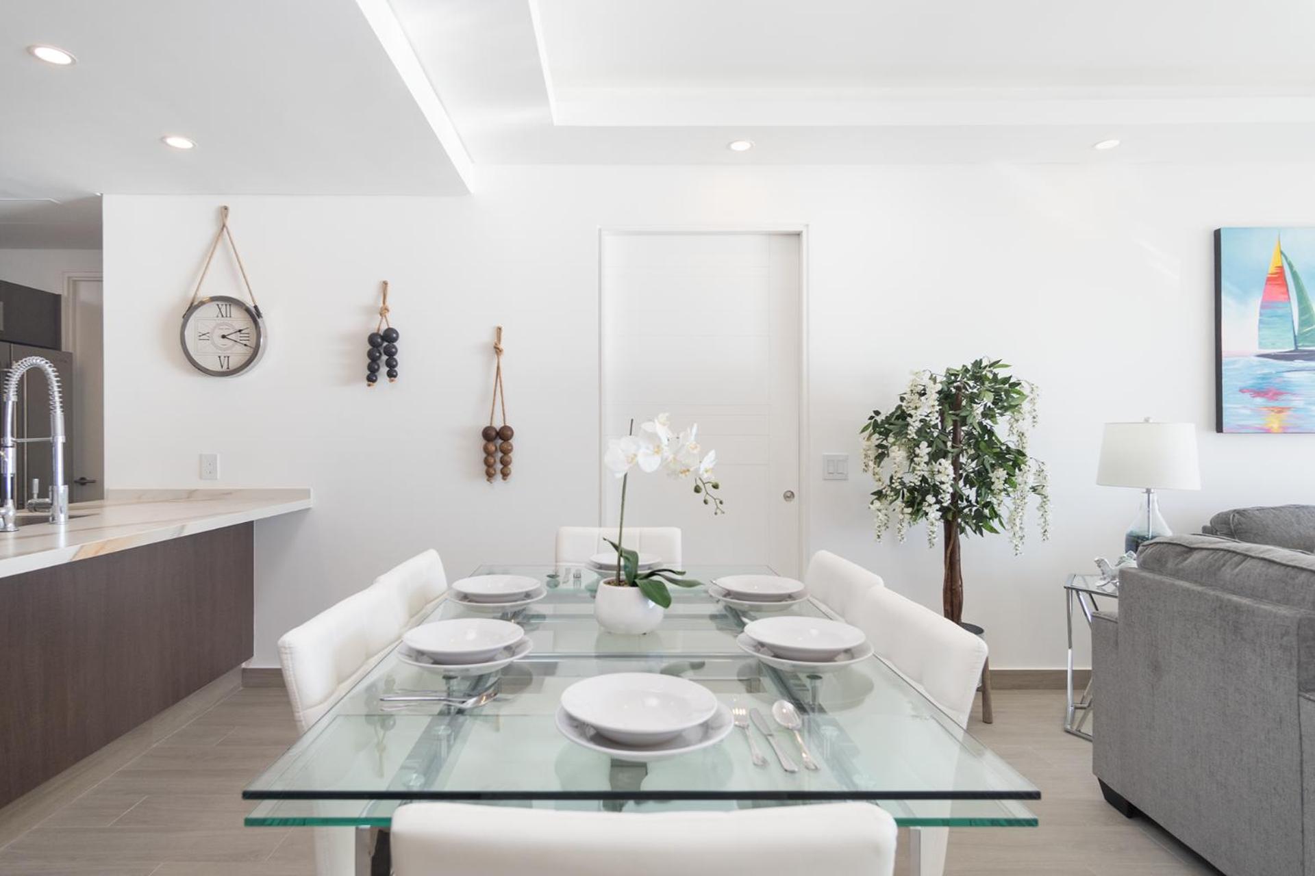 Splash in New Lazy River/Stay in Modern Luxury Encantame 702