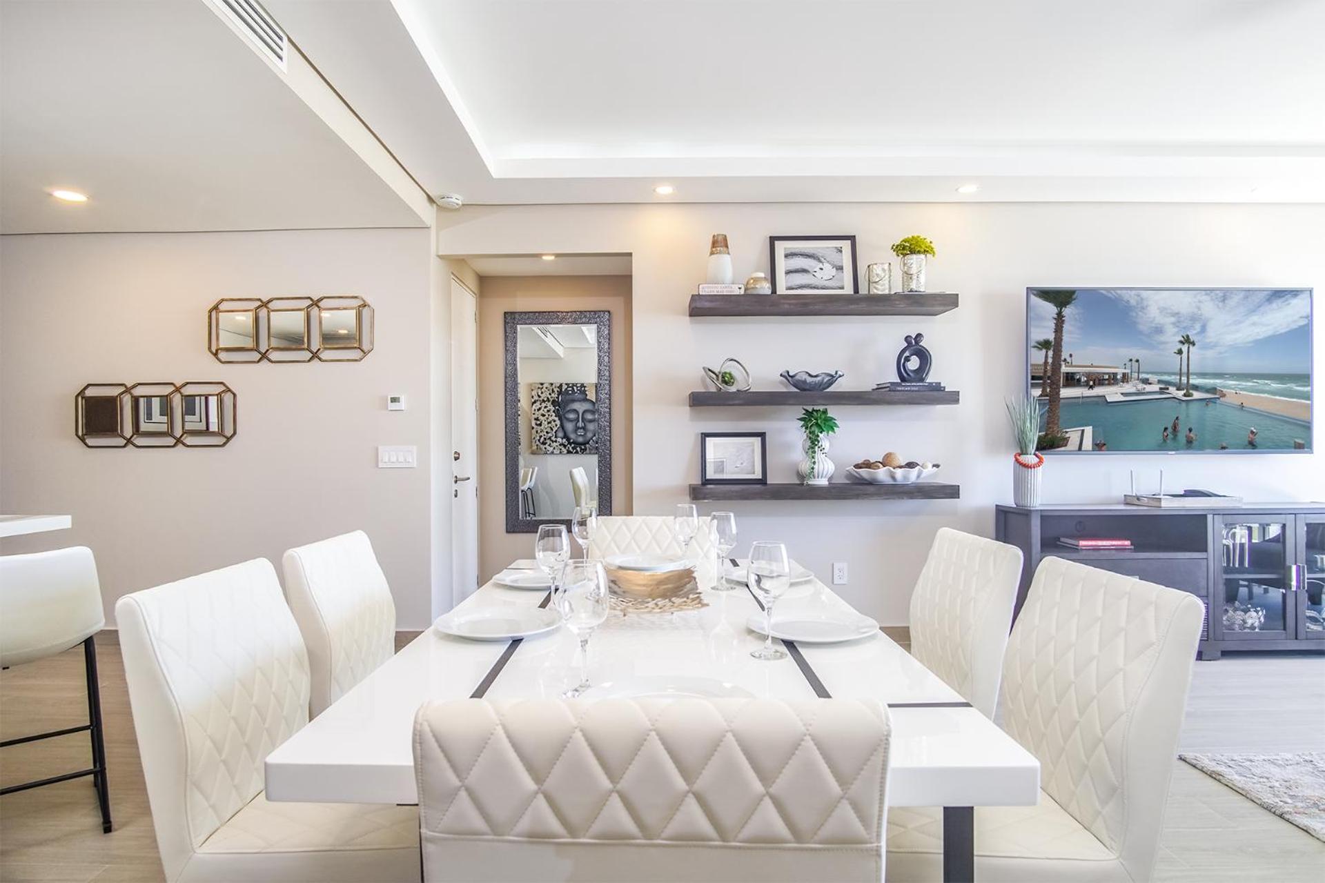 Spectacular 2 bedroom condominium Encantame E102