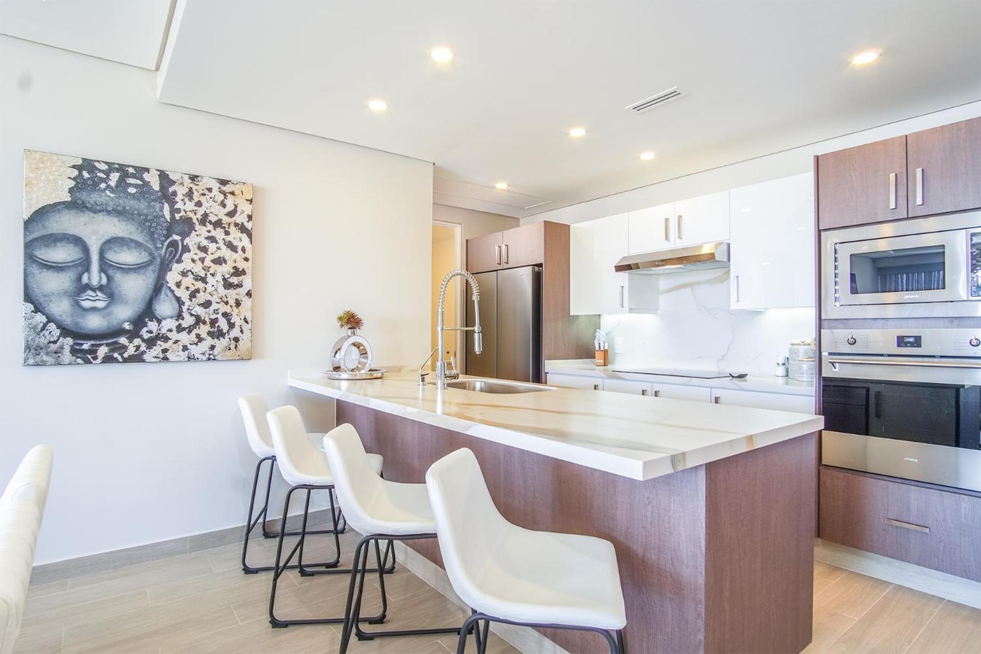 Spectacular 2 bedroom condominium Encantame E102