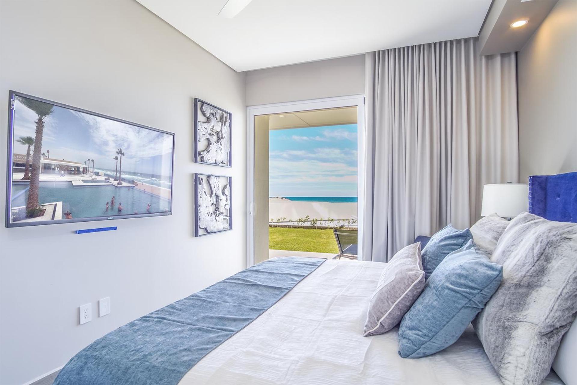 Spectacular 2 bedroom condominium Encantame E102