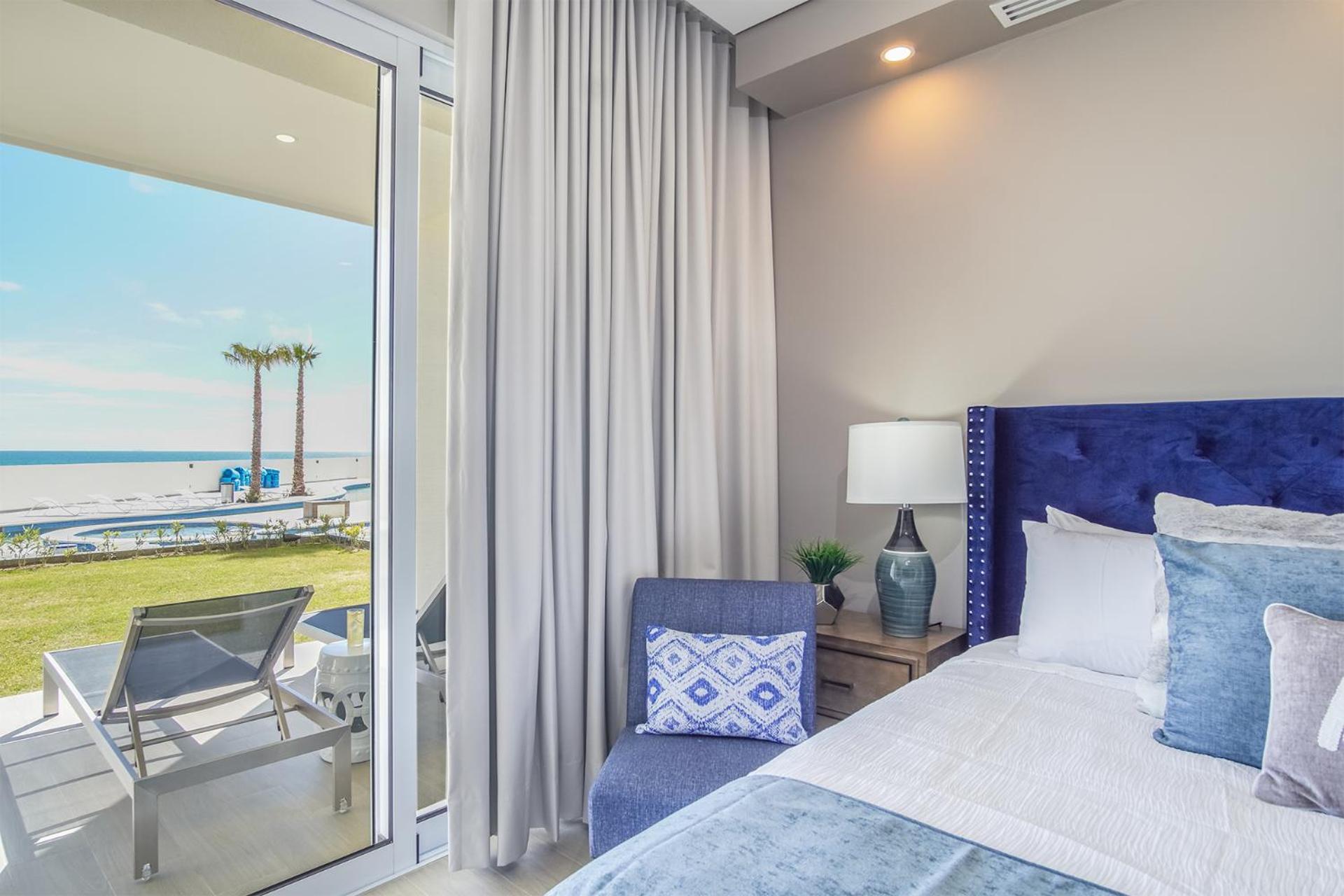 Spectacular 2 bedroom condominium Encantame E102