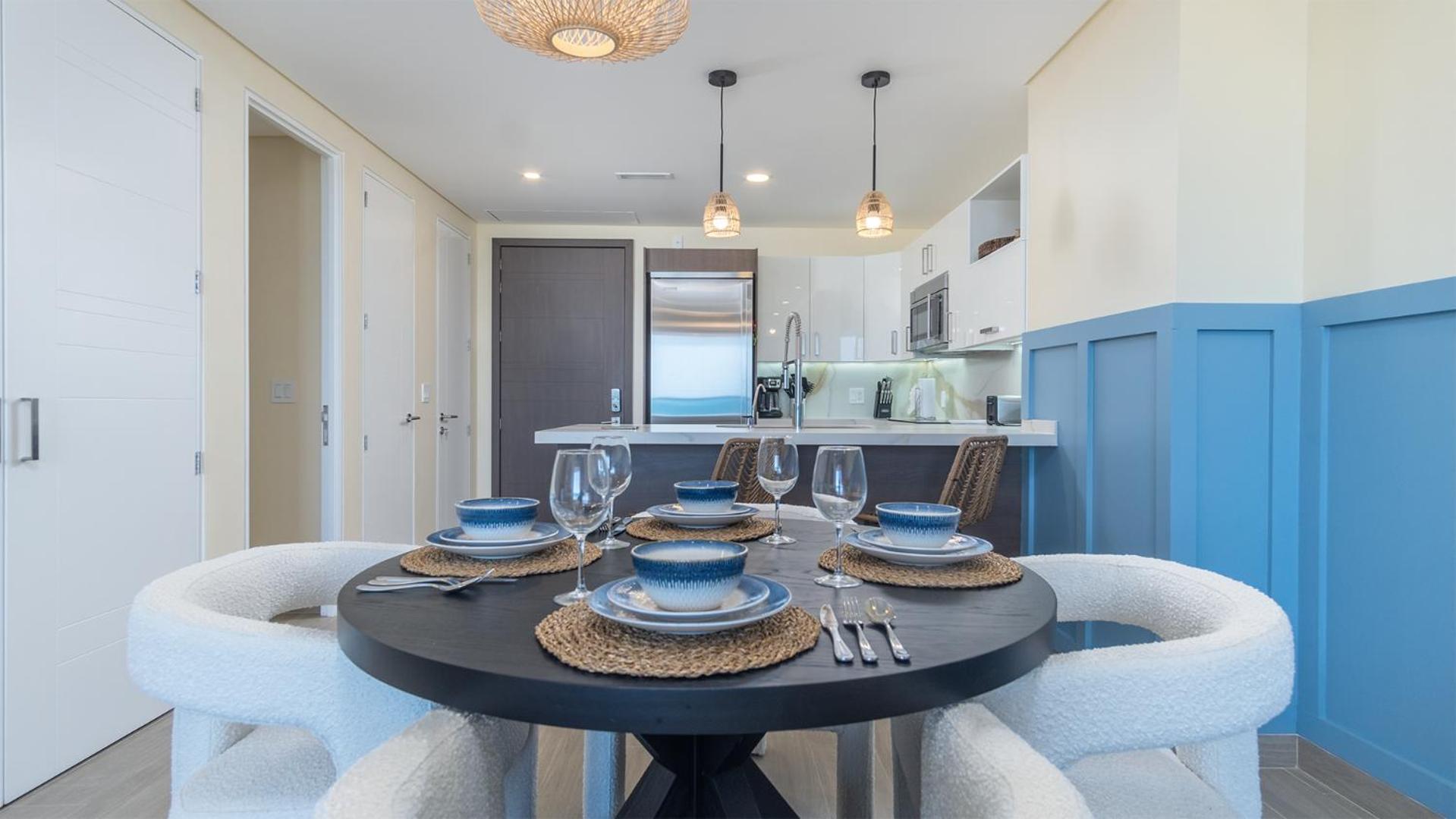 Splash in The New Lazy River/Stay in Modern Luxury Encantame Viento 303