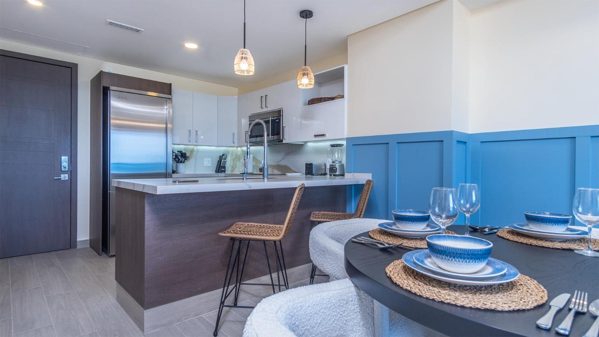 Splash in The New Lazy River/Stay in Modern Luxury Encantame Viento 303