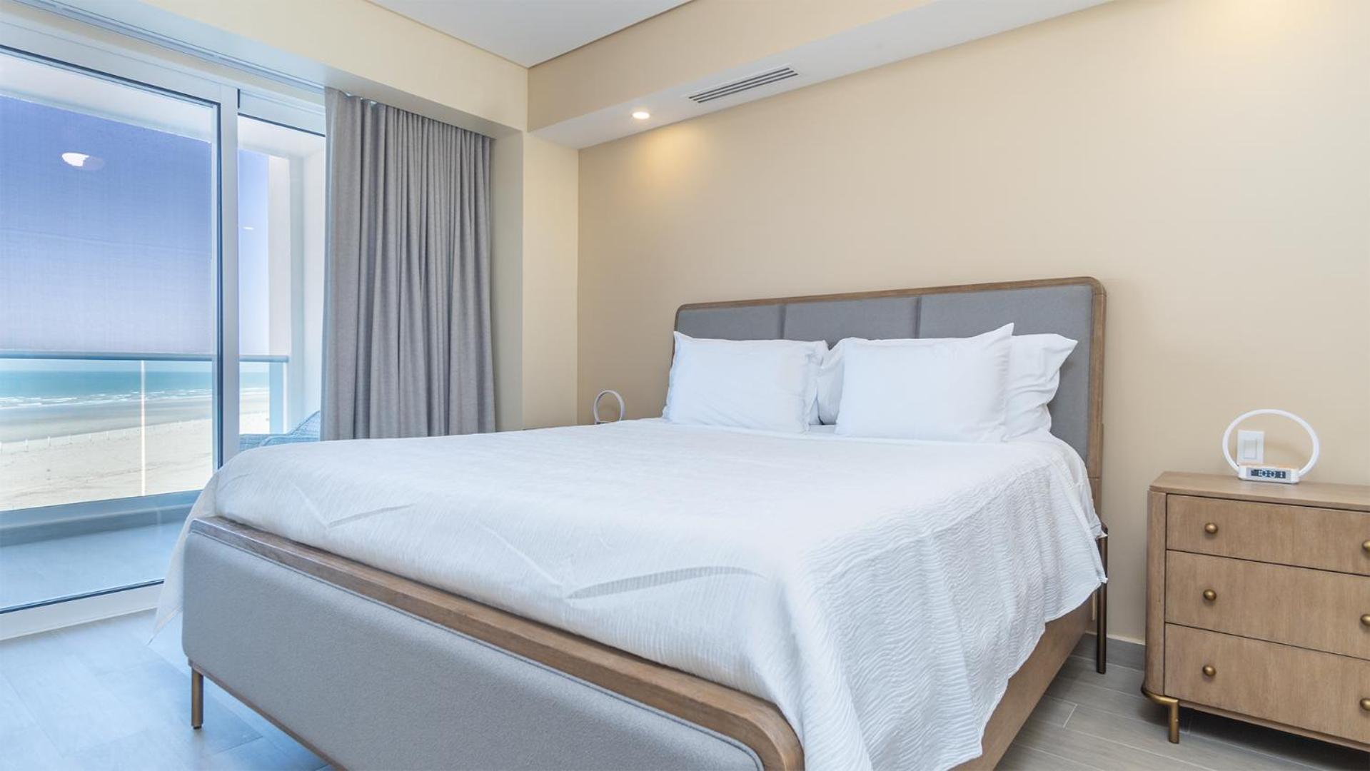 Splash in The New Lazy River/Stay in Modern Luxury Encantame Viento 303