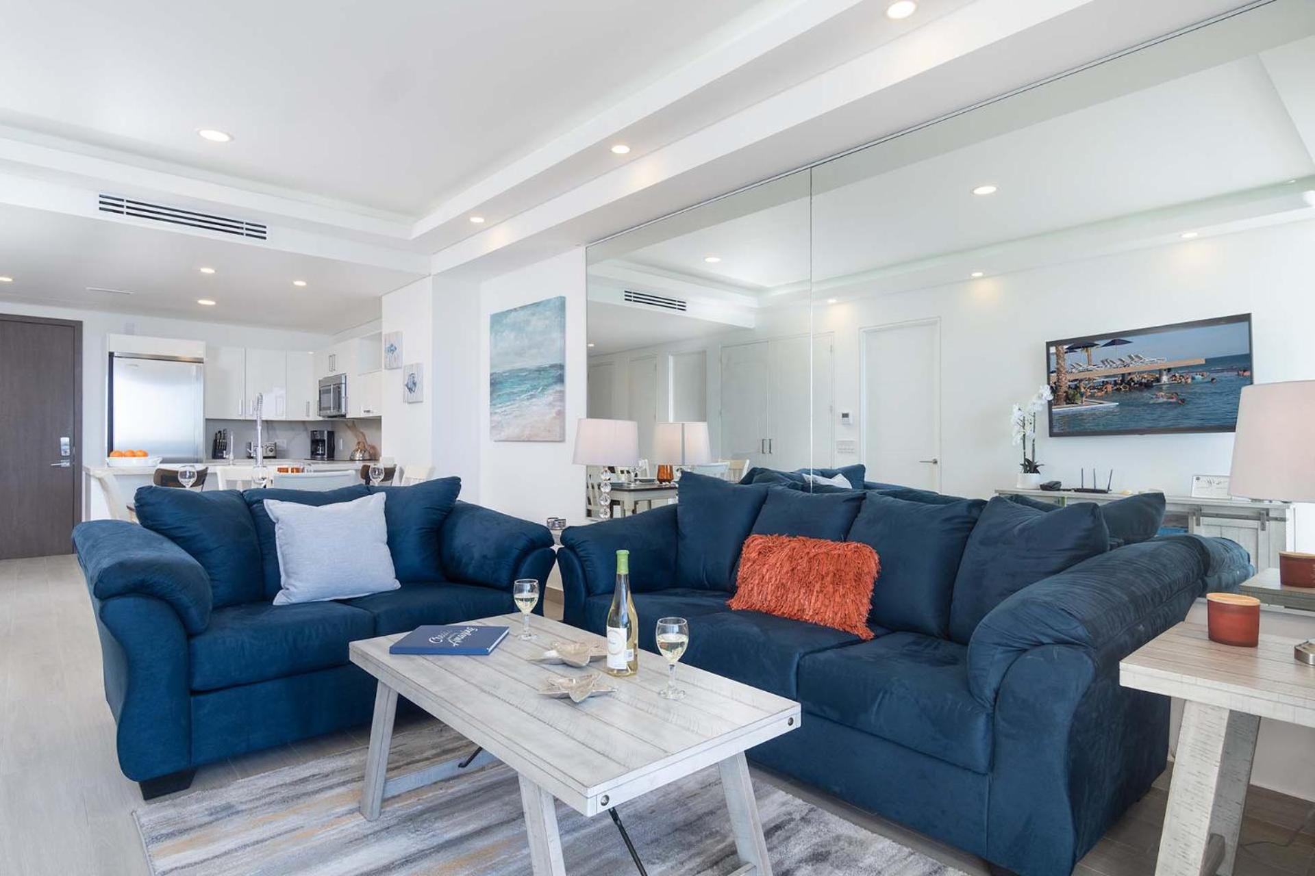 Splash in New Lazy River/Stay in Modern Luxury Encanatmae 703