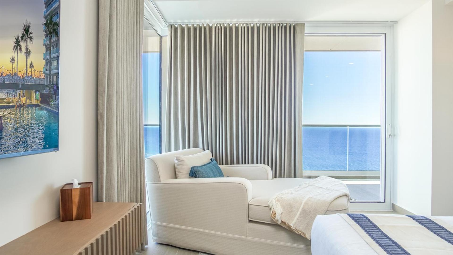 Panoramic And Immersive Water View 2 bedroom E2002
