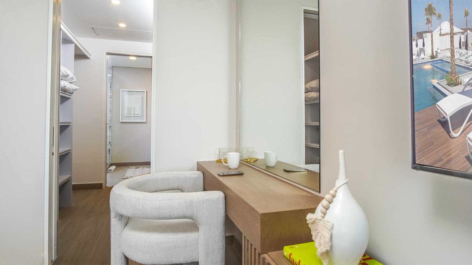 Panoramic And Immersive Water View 2 bedroom E2002