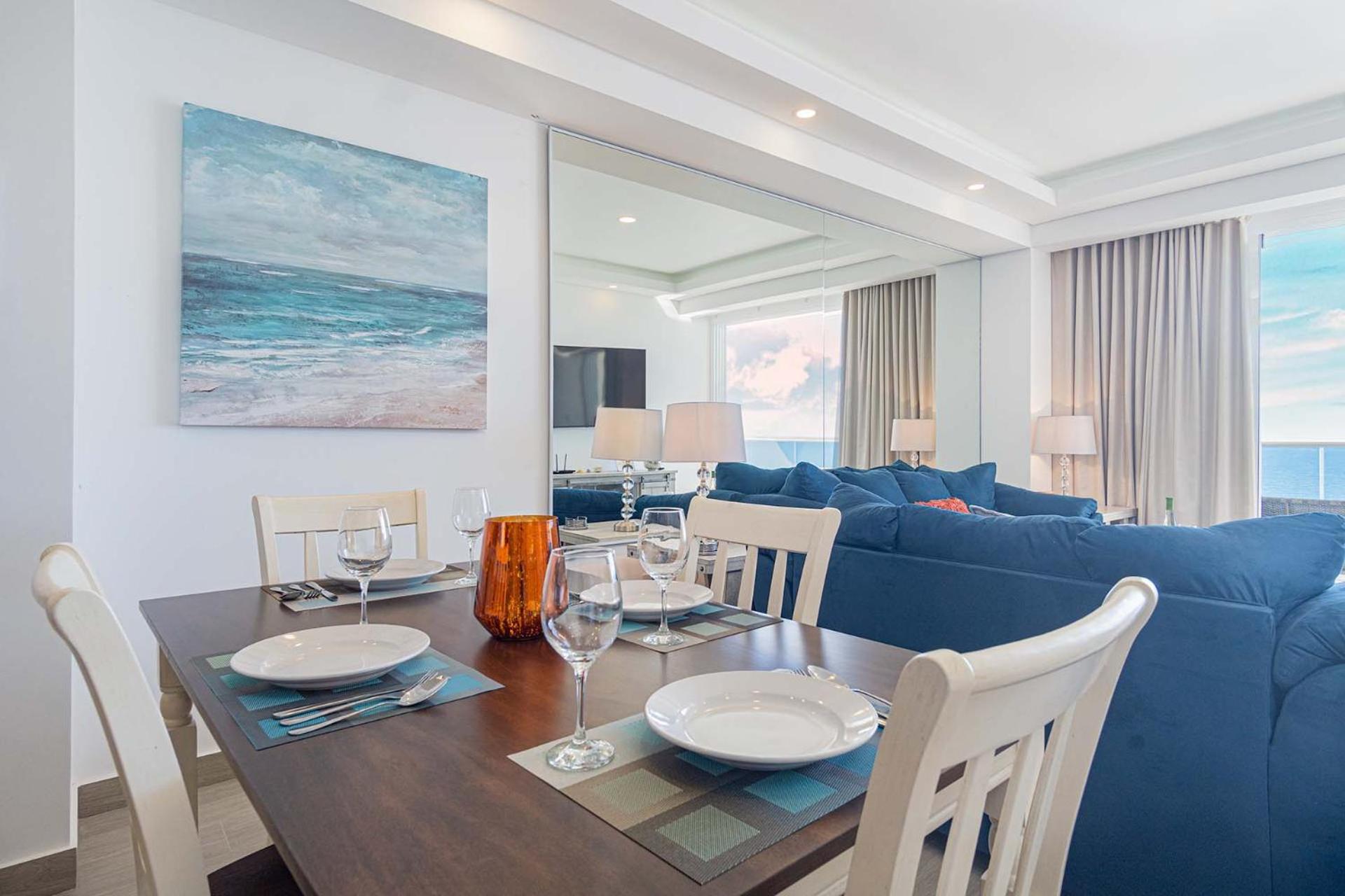 Splash in New Lazy River/Stay in Modern Luxury Encanatmae 703