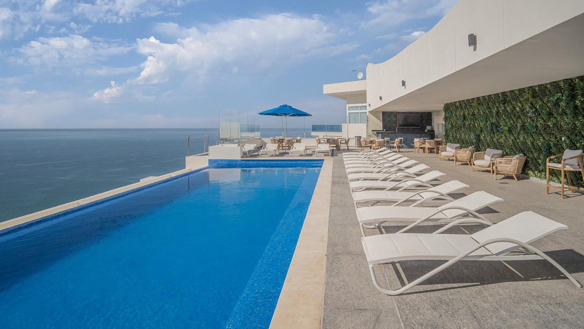 Sublime 1 bedroom condo Encantame Towers Verano 403