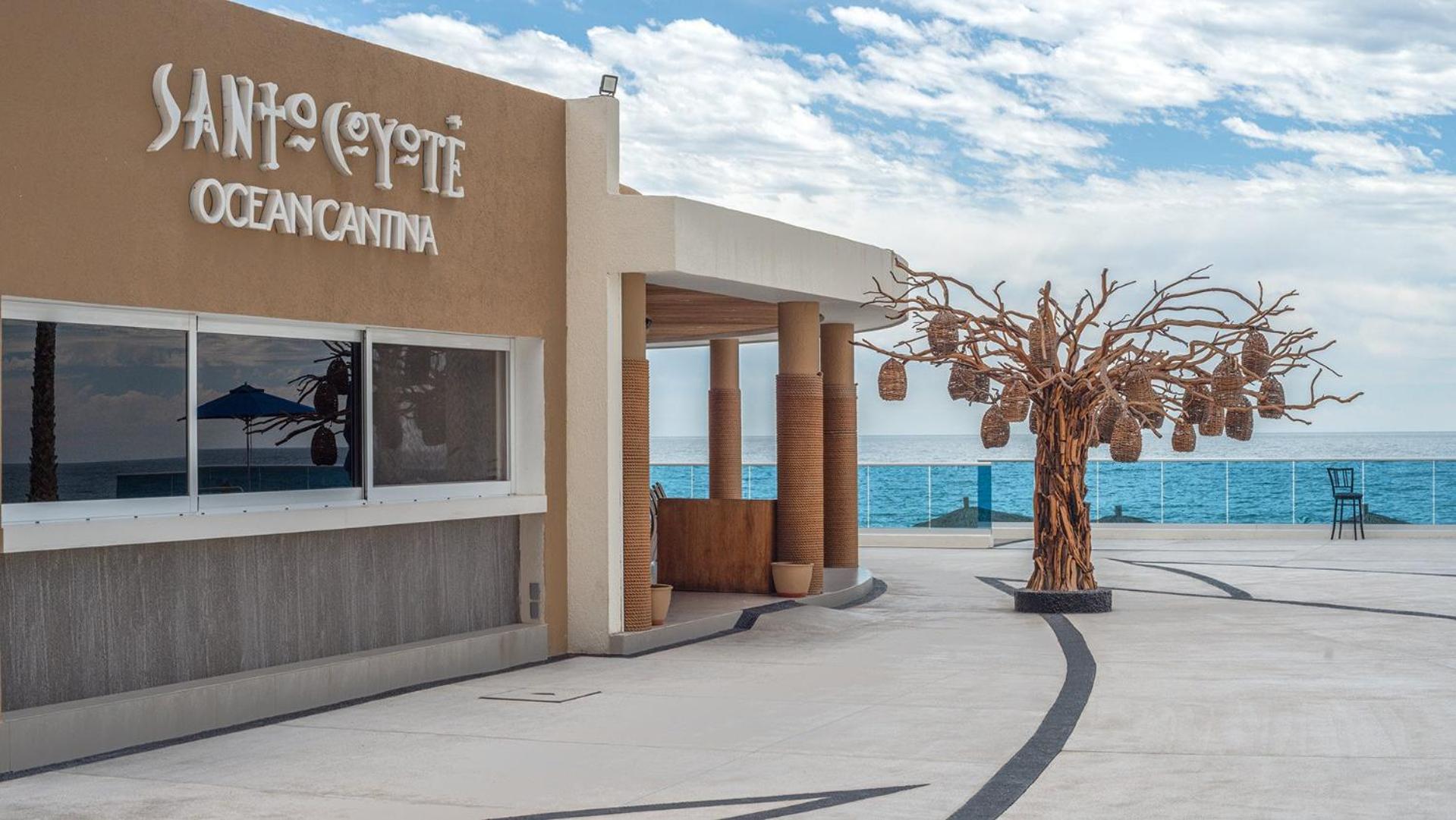 Sublime 1 bedroom condo Encantame Towers Verano 403