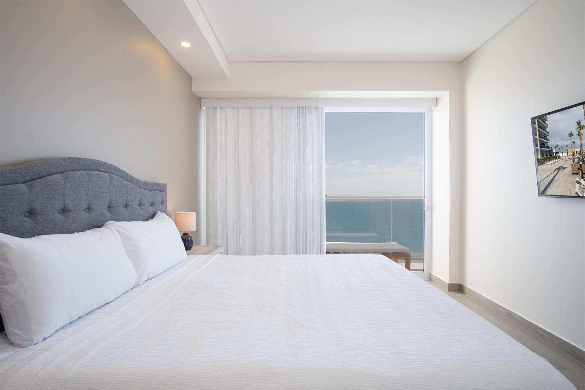 Family Paradise Splash in The New Lazy River and Sleep In Luxury Encantame Towers C 1701
