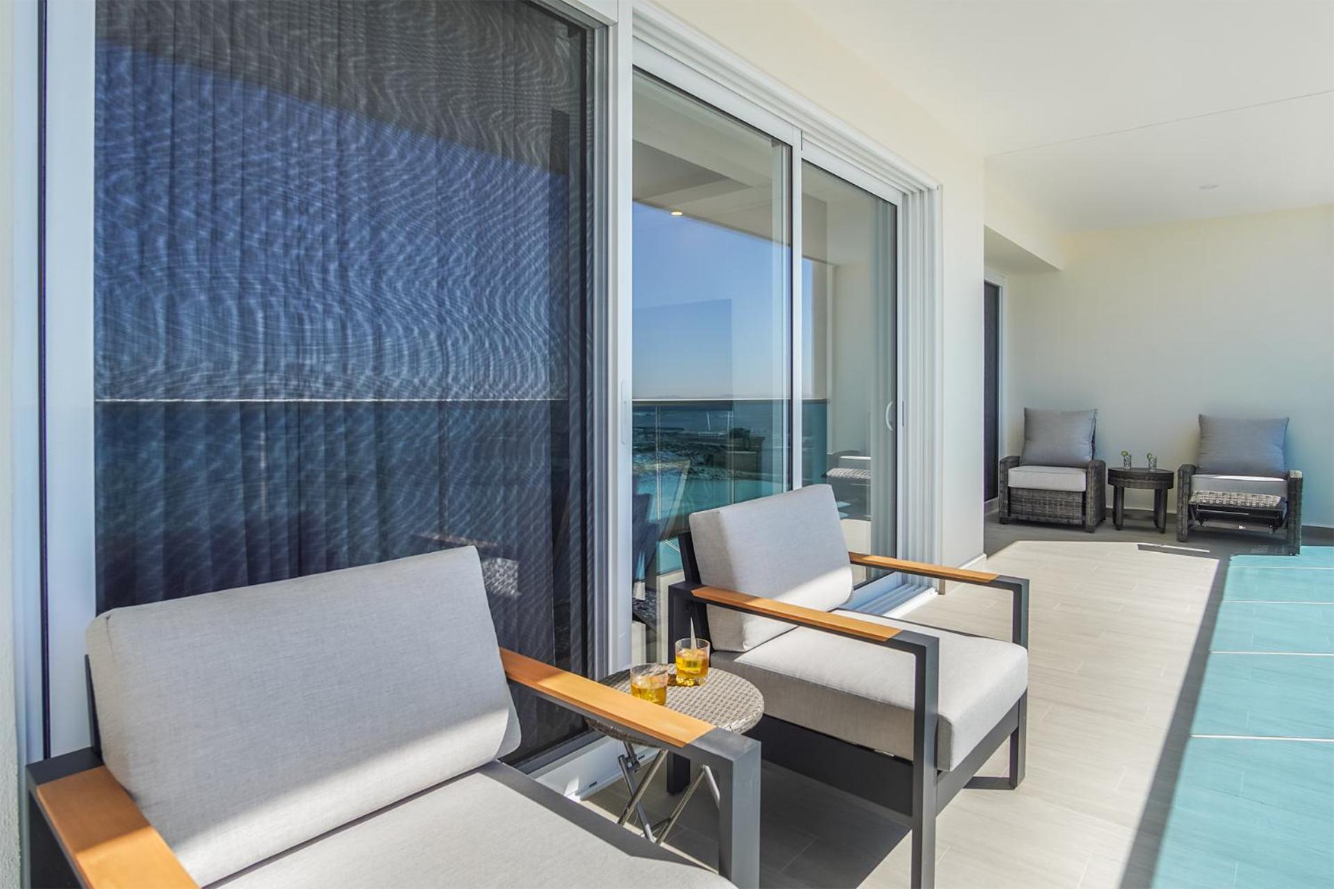 Looking for the perfect scape from the city? Peaceful 2 bedroom condo Verano 804