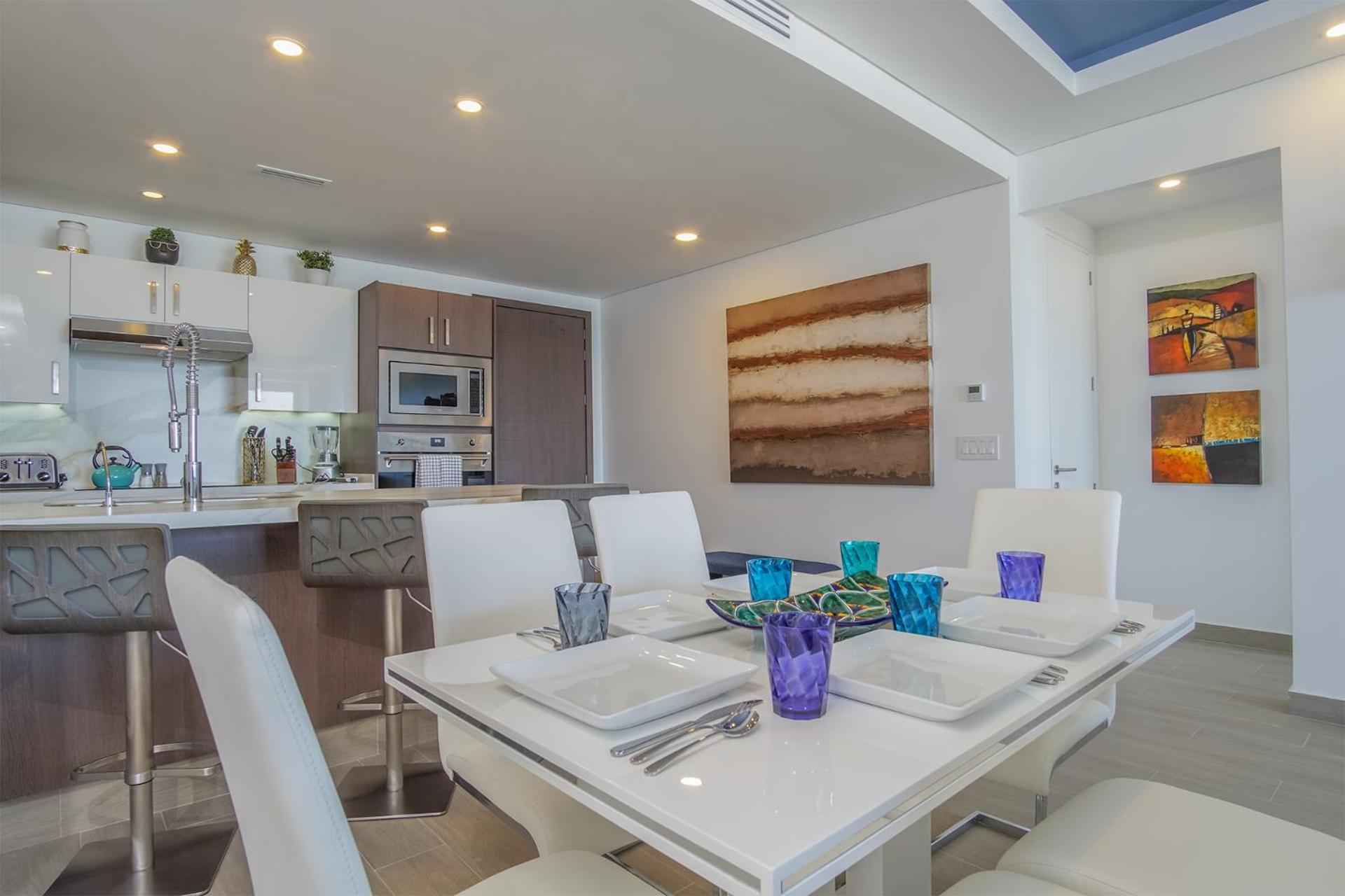 Looking for the perfect scape from the city? Peaceful 2 bedroom condo Verano 804
