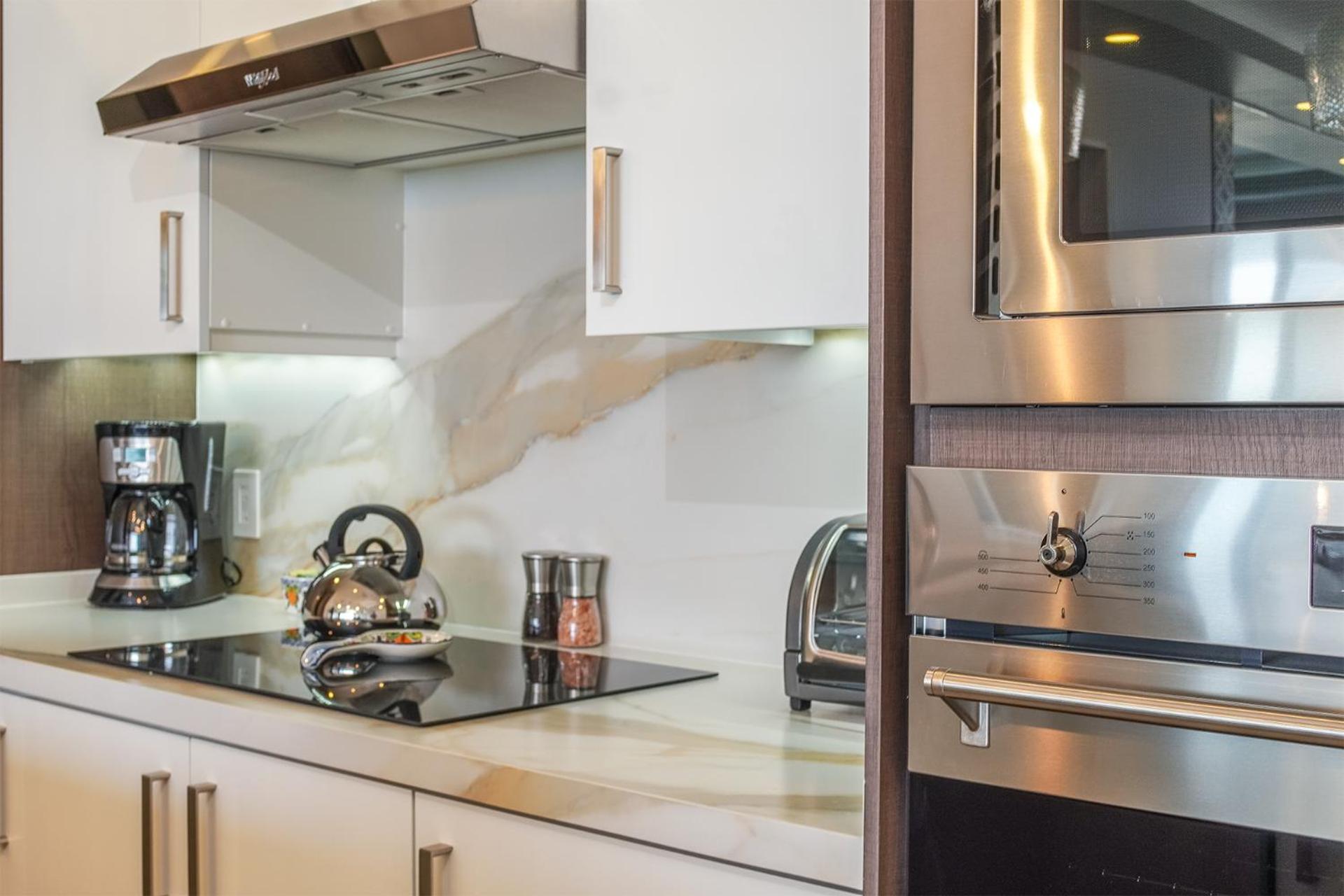 Imagine coming to this gorgeous 2 bedroom condo E1002