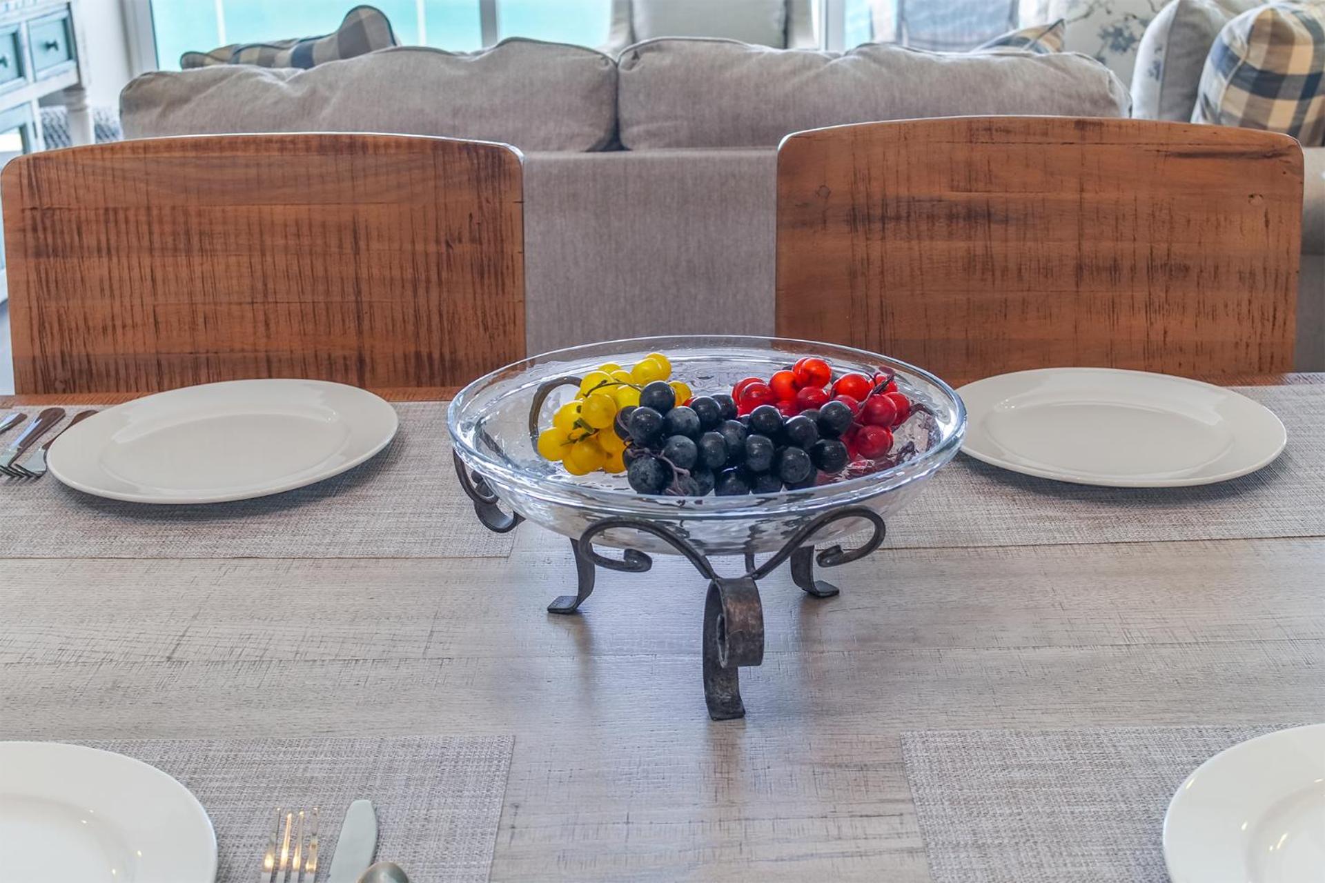 Imagine coming to this gorgeous 2 bedroom condo E1002