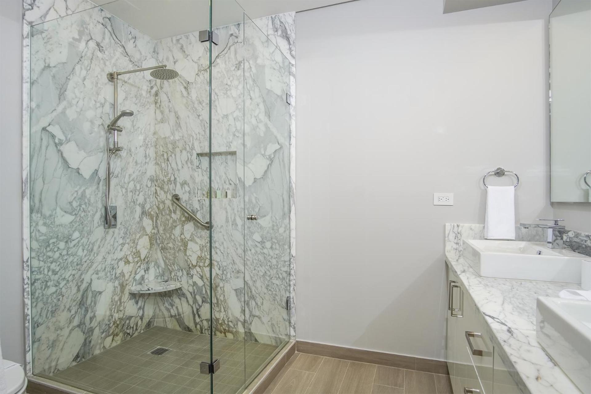 Imagine coming to this gorgeous 2 bedroom condo E1002
