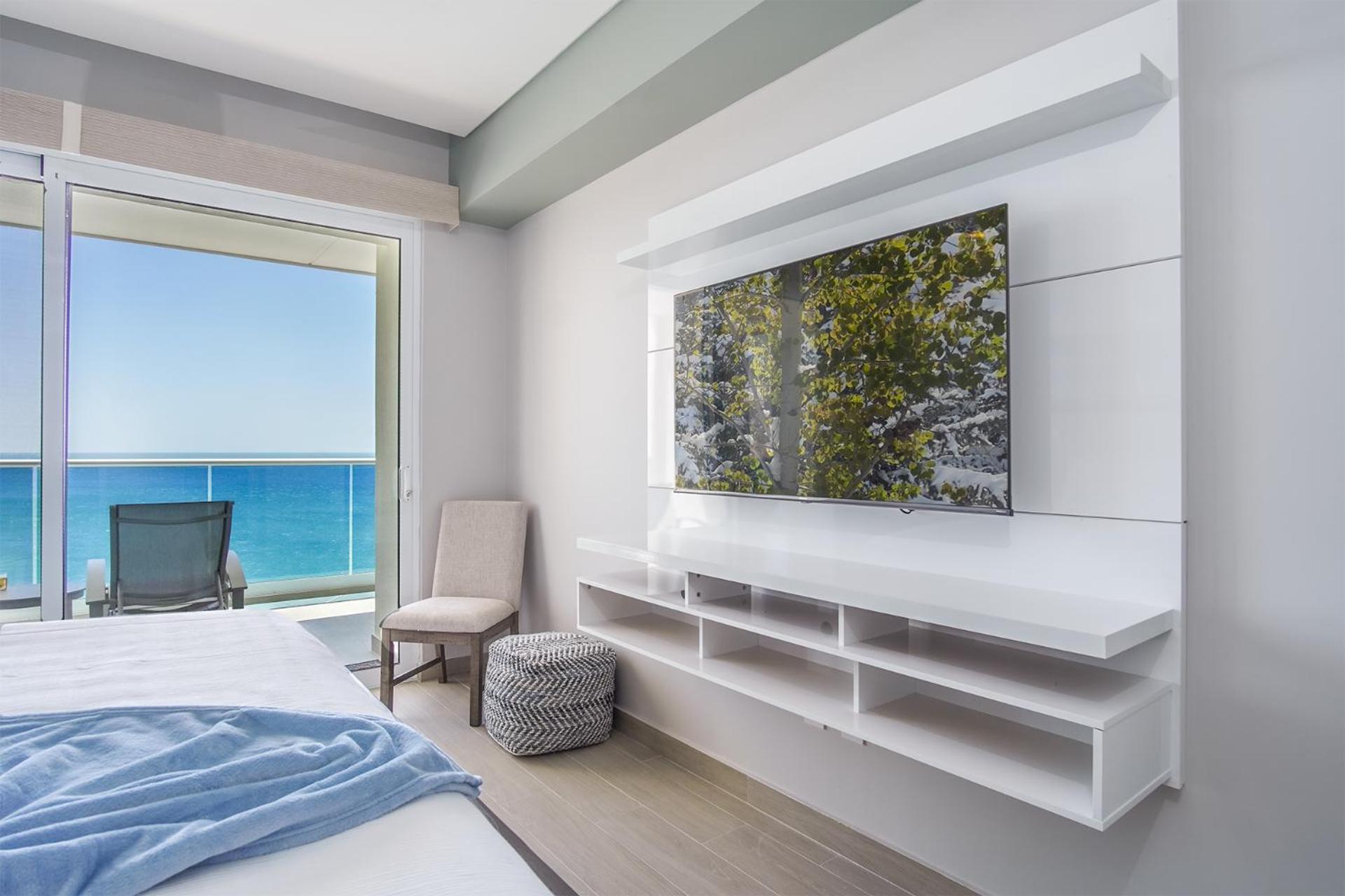 Imagine coming to this gorgeous 2 bedroom condo E1002