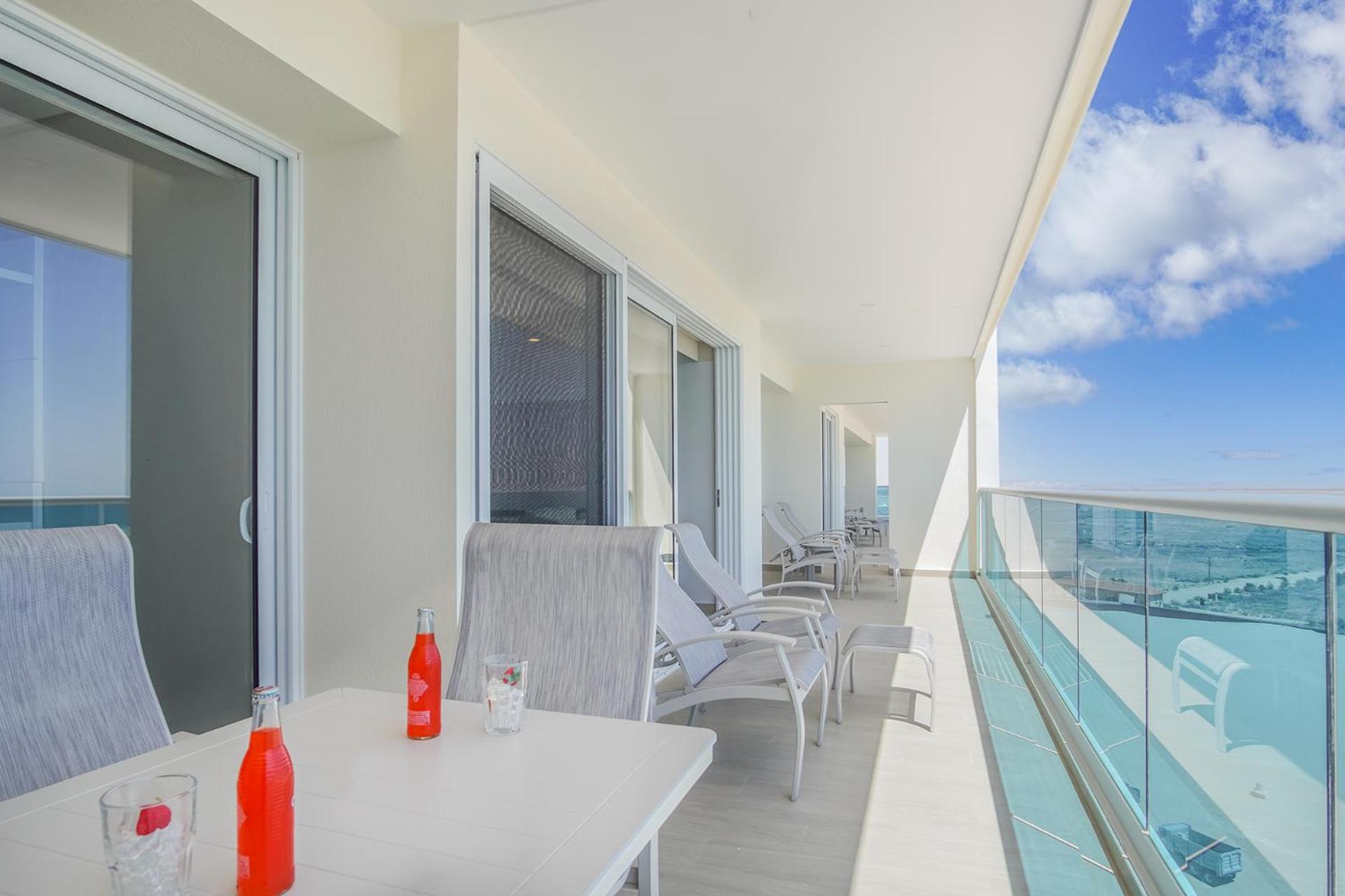 Imagine coming to this gorgeous 2 bedroom condo E1002