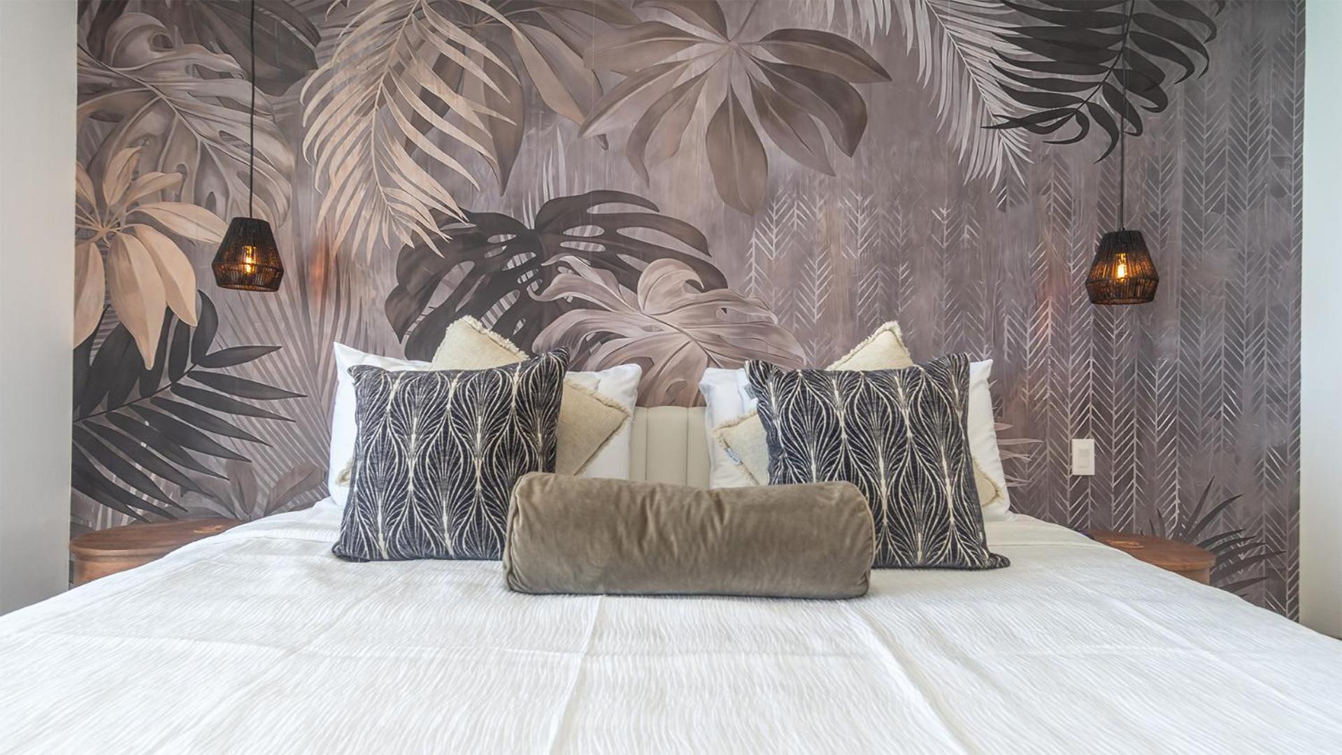 Exceptional one bedroom condominium Viento 803 - Encantame Towers