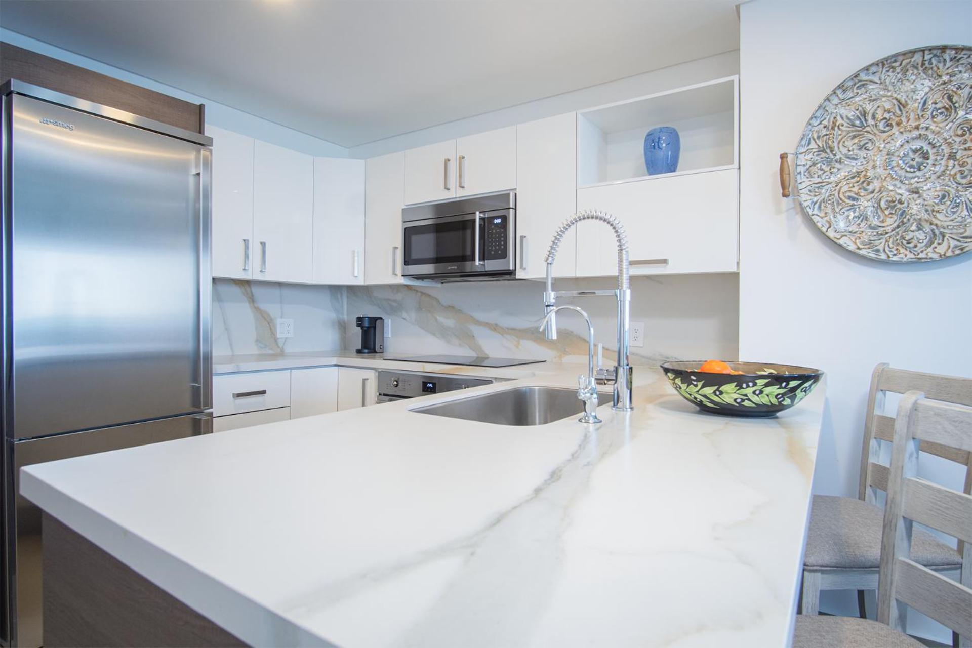 Lovely 1BR condo at Encantame Towers Velero 2303