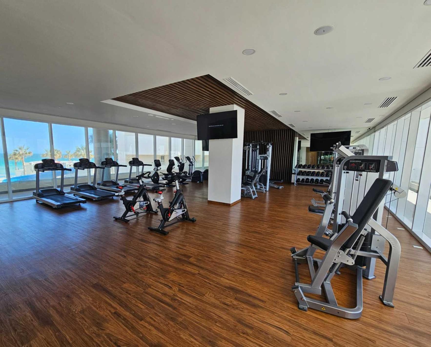 Luxury modern condo at Encantame Towers W1405