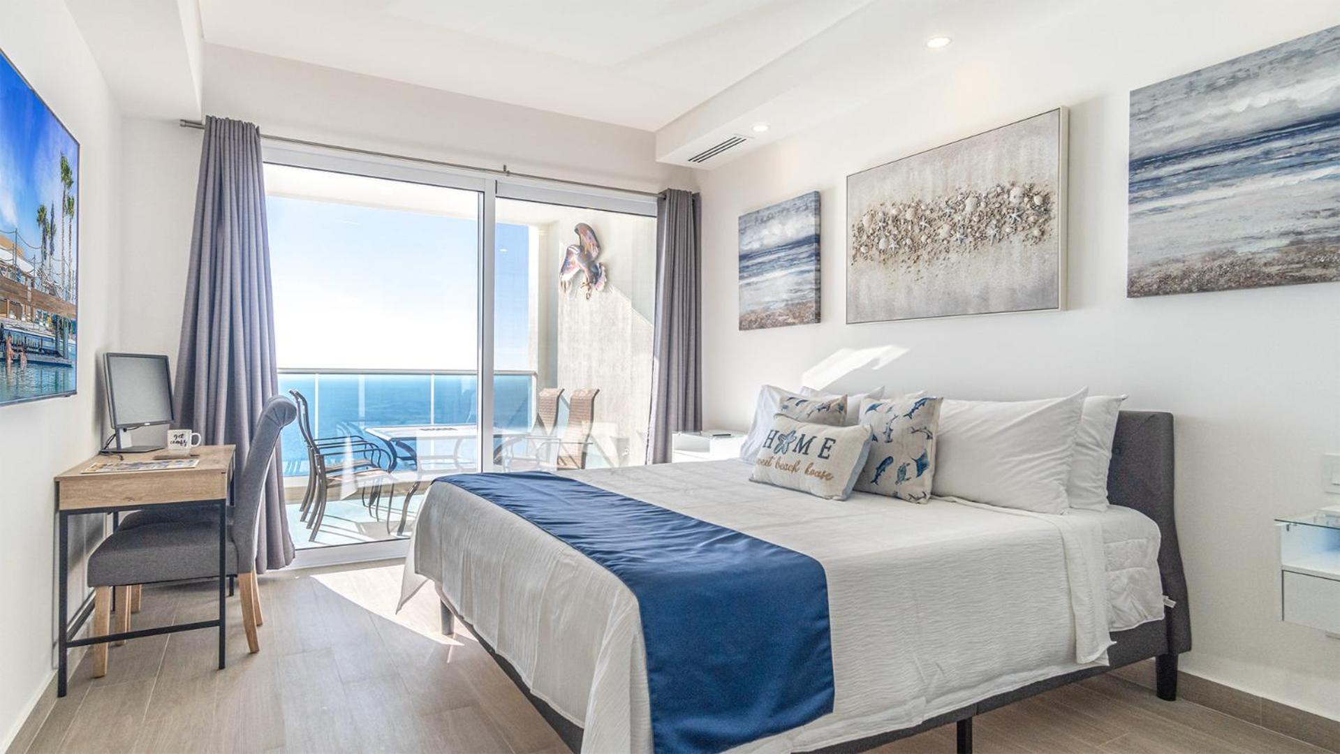 Beautiful two bedroom condo - Viento 2104