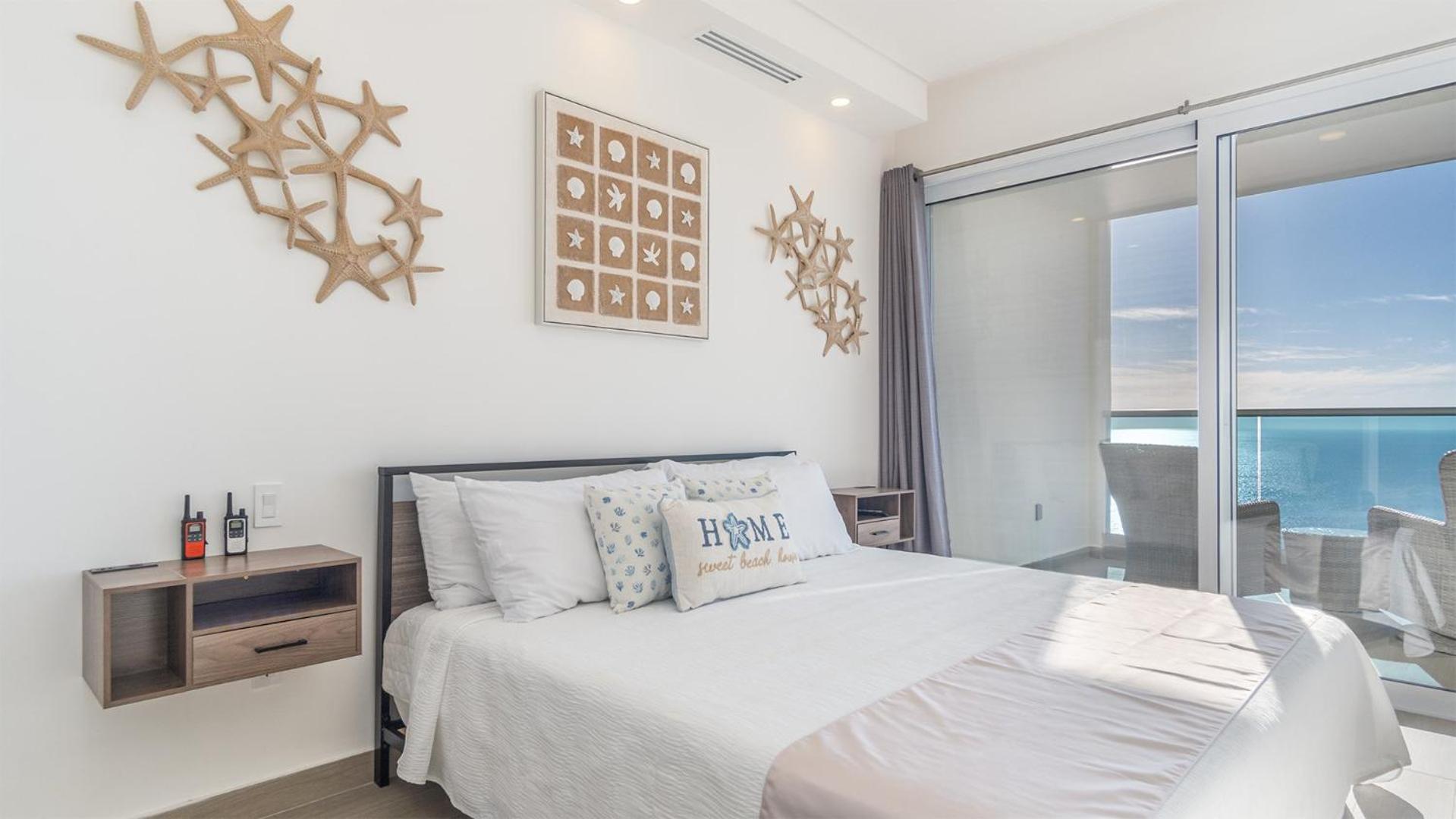 Beautiful two bedroom condo - Viento 2104