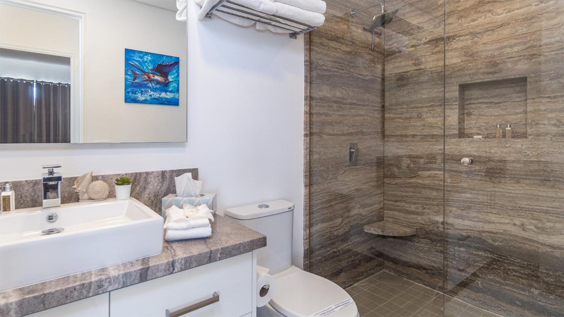 Beautiful two bedroom condo - Viento 2104