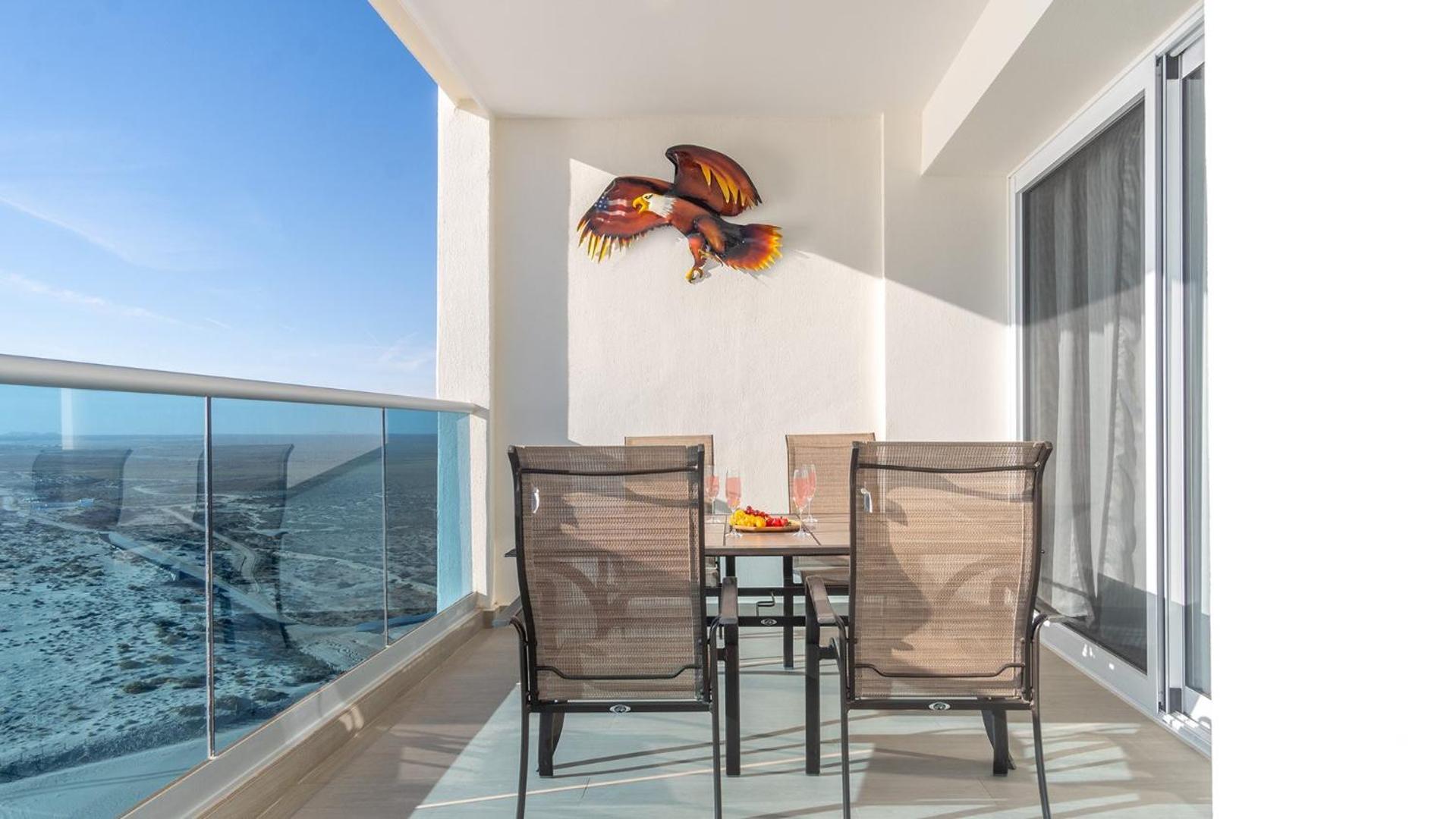 Beautiful two bedroom condo - Viento 2104
